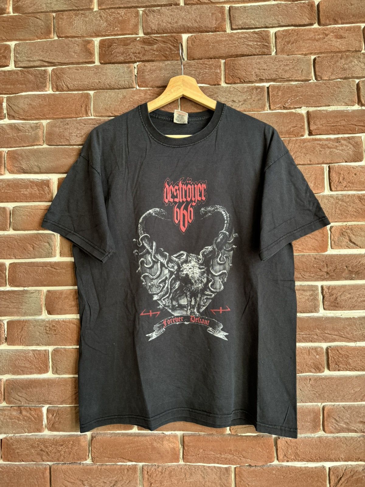 Band Tees Rare Vintage 00s Destroyer 666 Death Metal Tshirt Rar Size US L / EU 52-54 / 3 - 1 Thumbnail