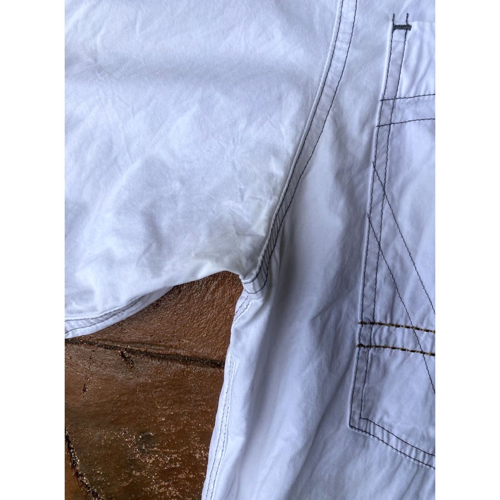 Phat Farm VINTAGE Phat Farm Button Up Shirt Large White Ye2K Hip Hop Grunge Shirt Size US L / EU 52-54 / 3 - 4 Thumbnail