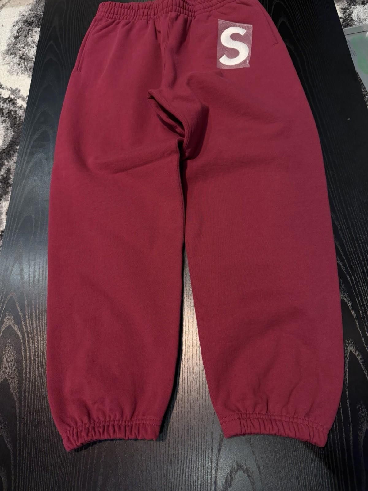 Supreme Supreme S Logo Sweatpants Red (SS25) Brand New Size Medium Size US 32 / EU 48 - 3 Thumbnail