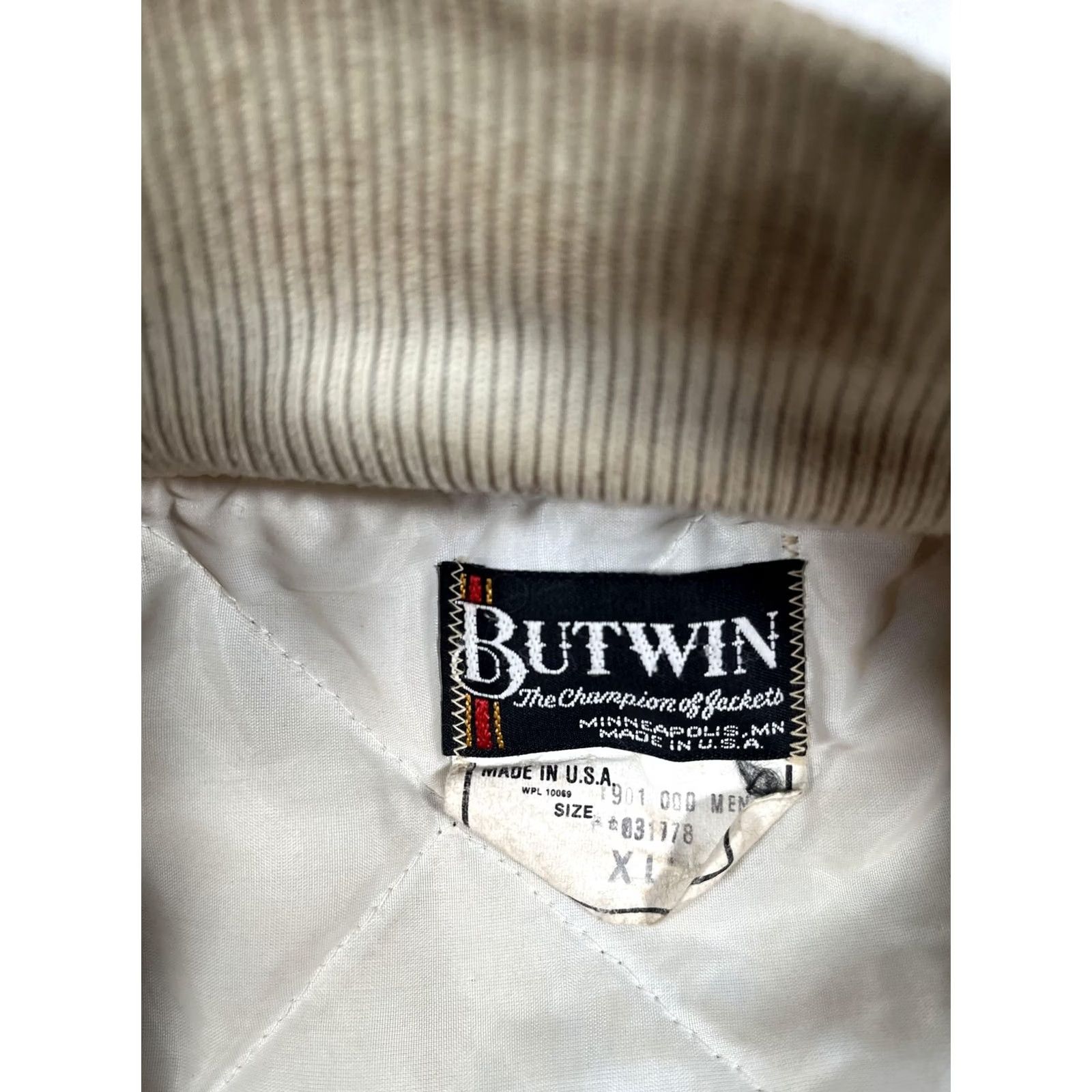 Vintage VINTAGE Butwin Jacket Mens XL Black Satin Bomber Local 909 MVPs Varsity 80s USA Jacket Mens XL Black Satin Bomber Local 909 MVPs Varsity 80s USA Size US XL / EU 56 / 4 - 3 Thumbnail