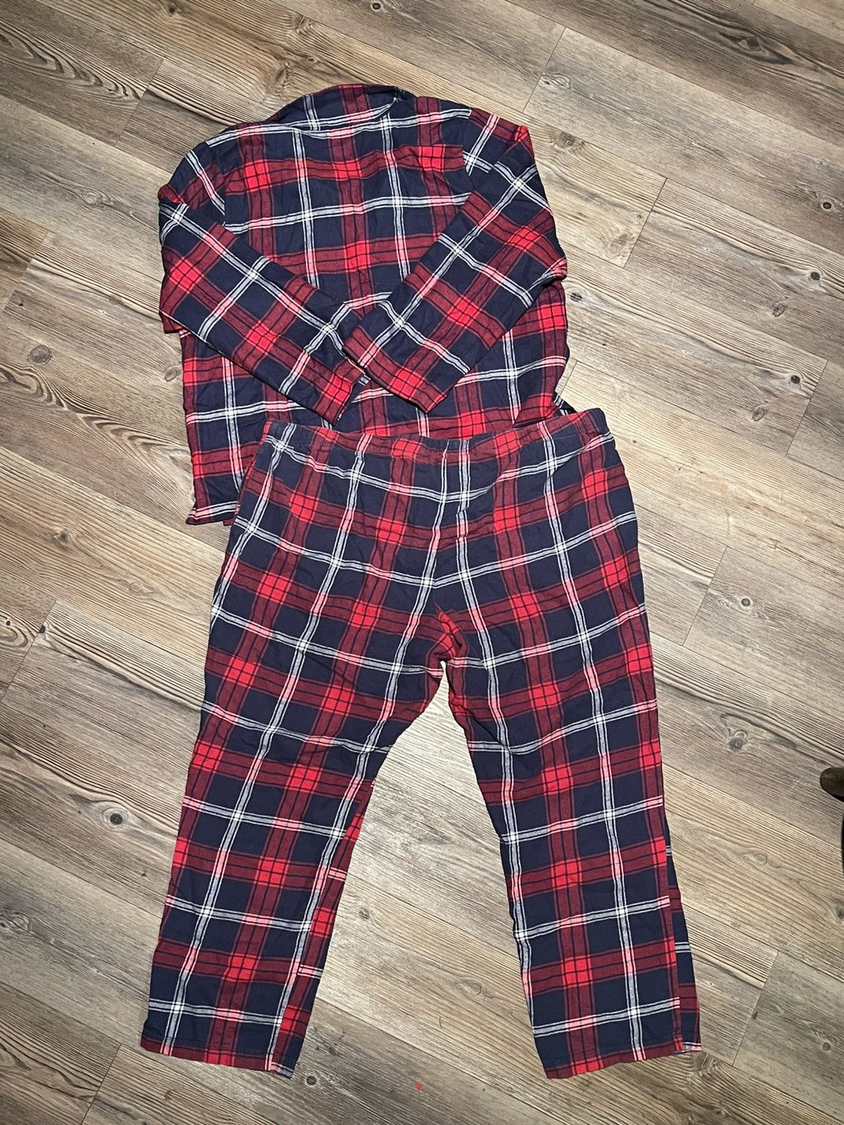 Old Navy Old Navy Men’s XXL Blue & Red Plaid Pajama Set Size US 44 / EU 60 - 5 Thumbnail