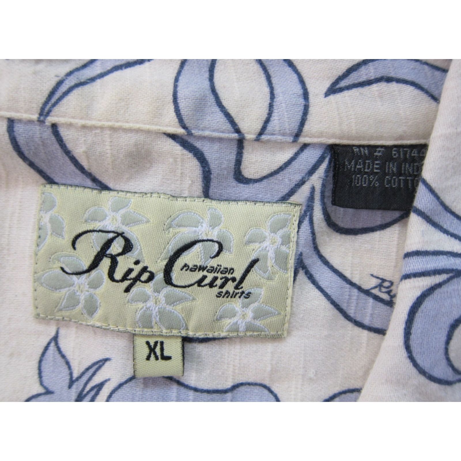 Rip Curl Vintage Rip Curl Short Sleeve Shirt XL Blue White Floral Hawaiian 100% Cotton Men Shirt XL Size US XL / EU 56 / 4 - 3 Thumbnail