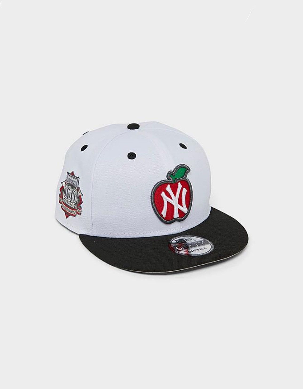 MLB × New Era × New York Yankees NEW ERA NEW YORK YANKEES APPLE NFL 9FIFTY SNAPBACK HAT Size ONE SIZE - 1 Thumbnail