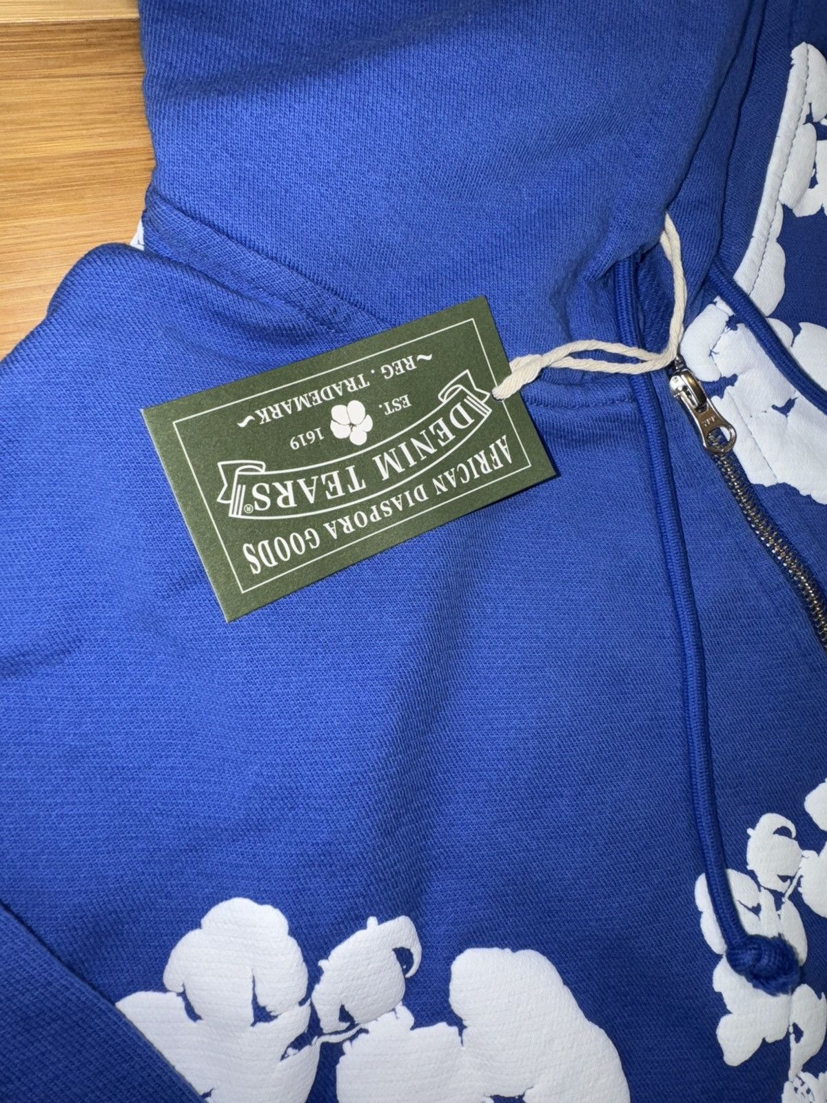 DENIM TEARS DENIM TEARS Royal Blue Cotton Wreath Zip Up - Size XS Size US XS / EU 42 / 0 - 3 Thumbnail