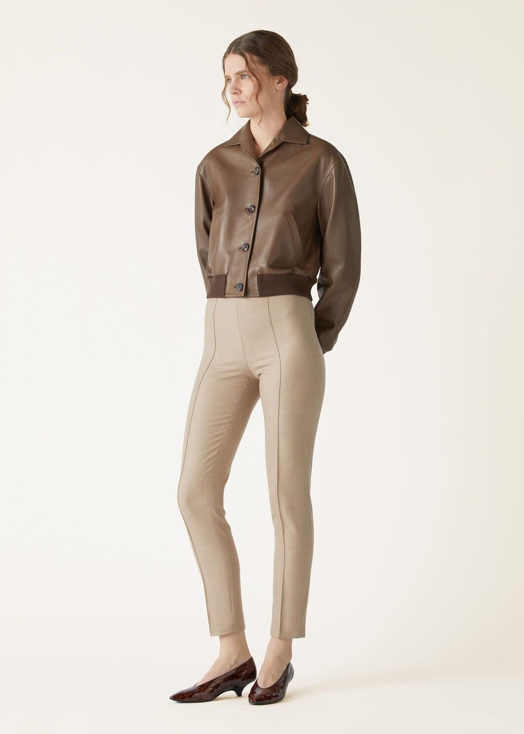 Loro Piana o1srvl11e0825 FAO3707 Mick Pant in Beige Size 26" / US 2 / IT 38 - 2 Thumbnail