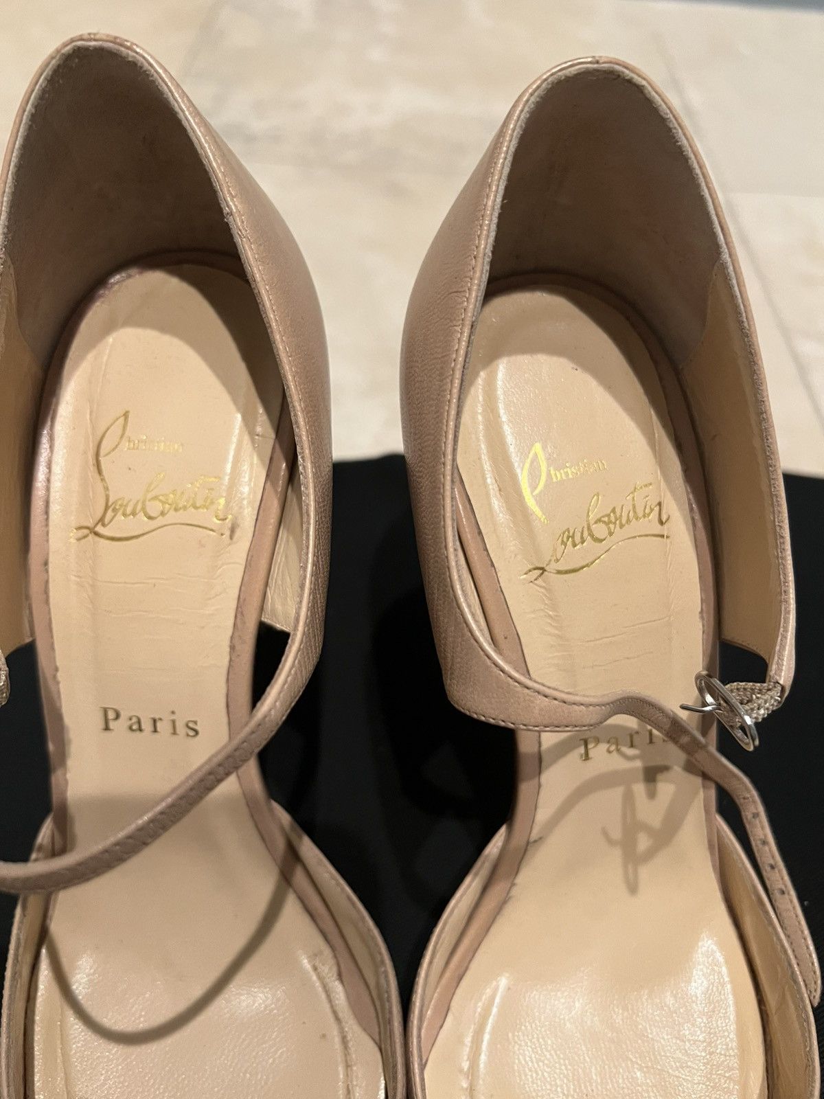 Christian Louboutin Red bottom heels beige Size US 7.5 / IT 37.5 - 6 Thumbnail