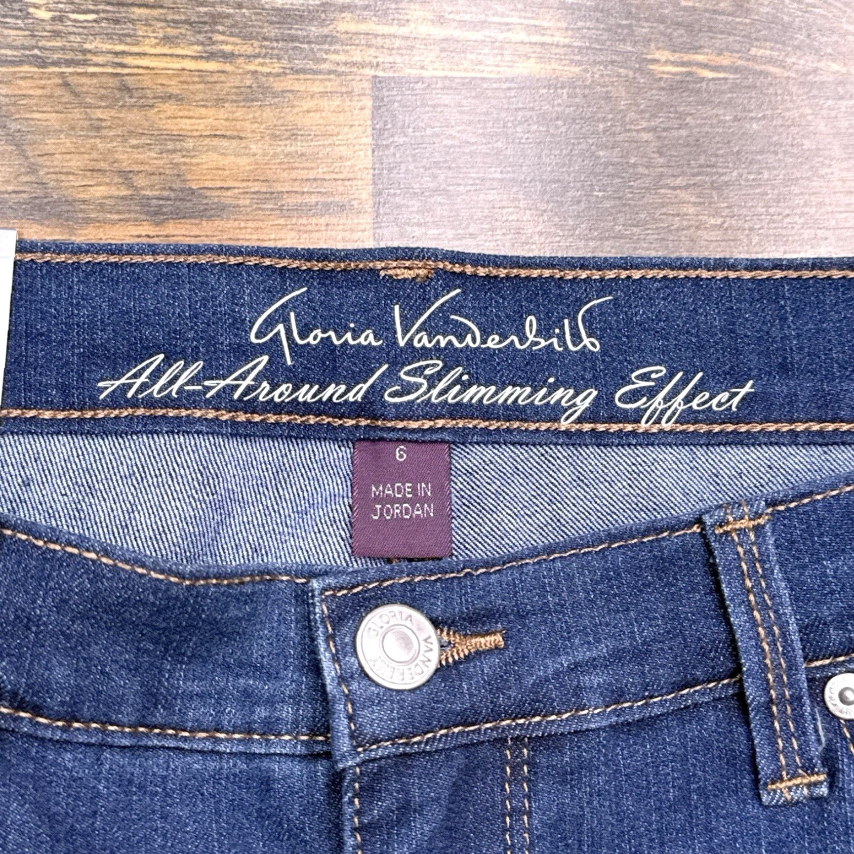Gloria Vanderbilt Gloria Vanderbilt Amanda Capri Jeans 4 Blue High Rise Stretch Regular 5-Pocket Denim Jeans Womens Girls Size 27" / US 4 / IT 40 - 6 Thumbnail