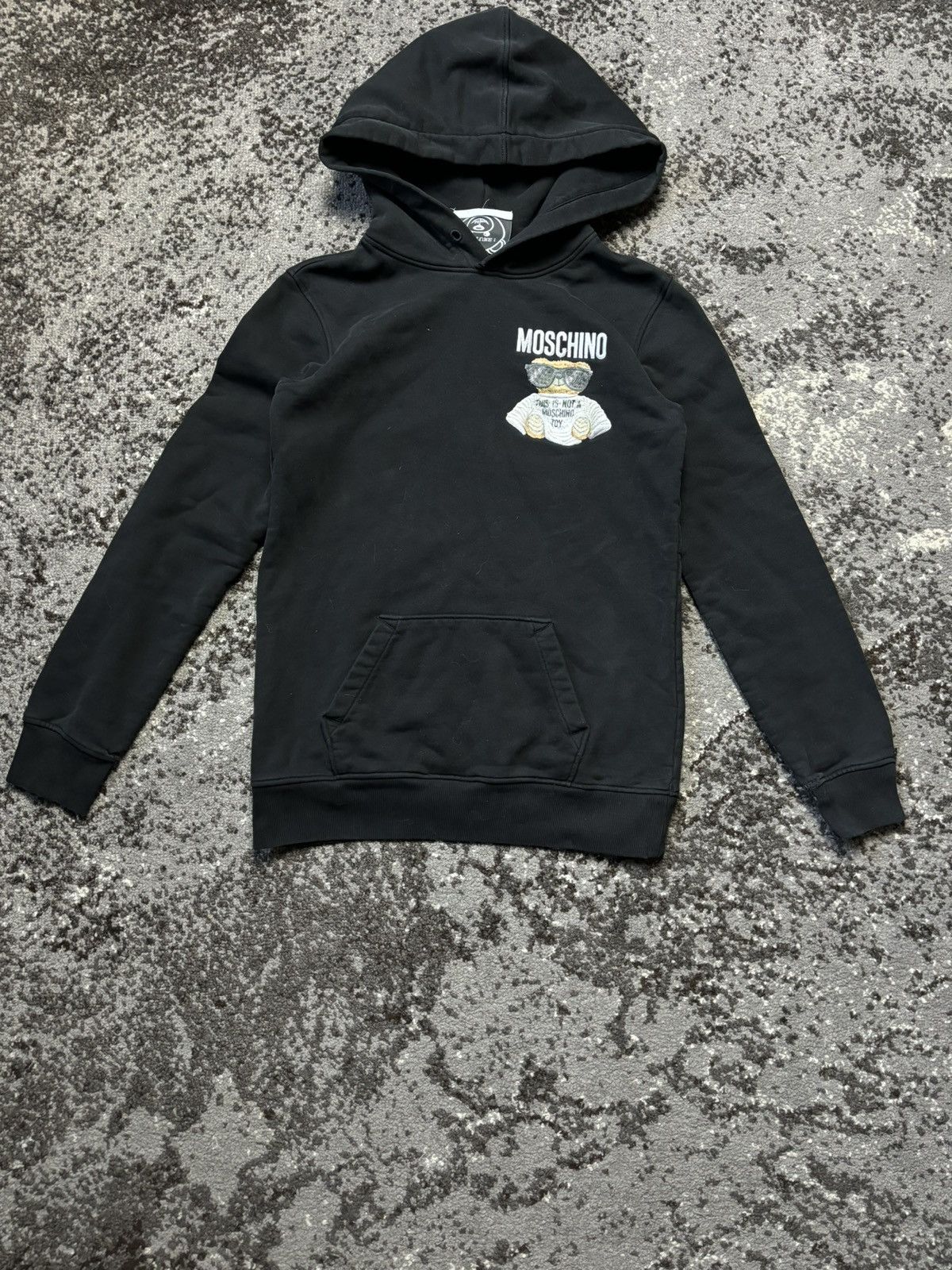 Designer × Moschino Vintage Moschino Cheap and Chic Bear Crewneck Hoodie Size XS / US 0-2 / IT 36-38 - 1 Thumbnail