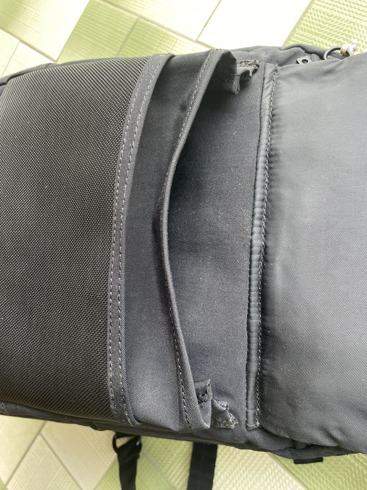 Japanese Brand ❗️Outdoor Gear Style Hedgren Multi-Pocket Black Backpack Size ONE SIZE - 13 Thumbnail