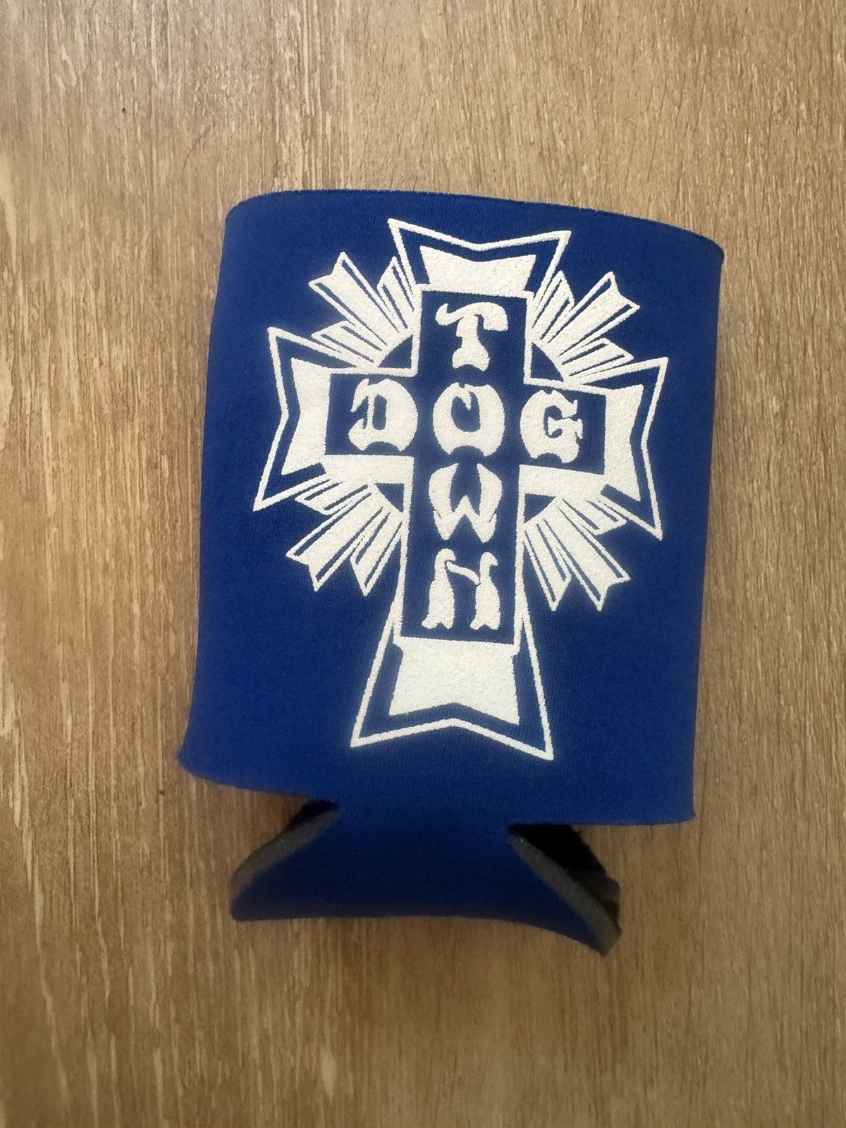 Dogtown × Vintage Dogtown Graffiti Tag Cross Beer Coozie in Blue New Size ONE SIZE - 5 Thumbnail