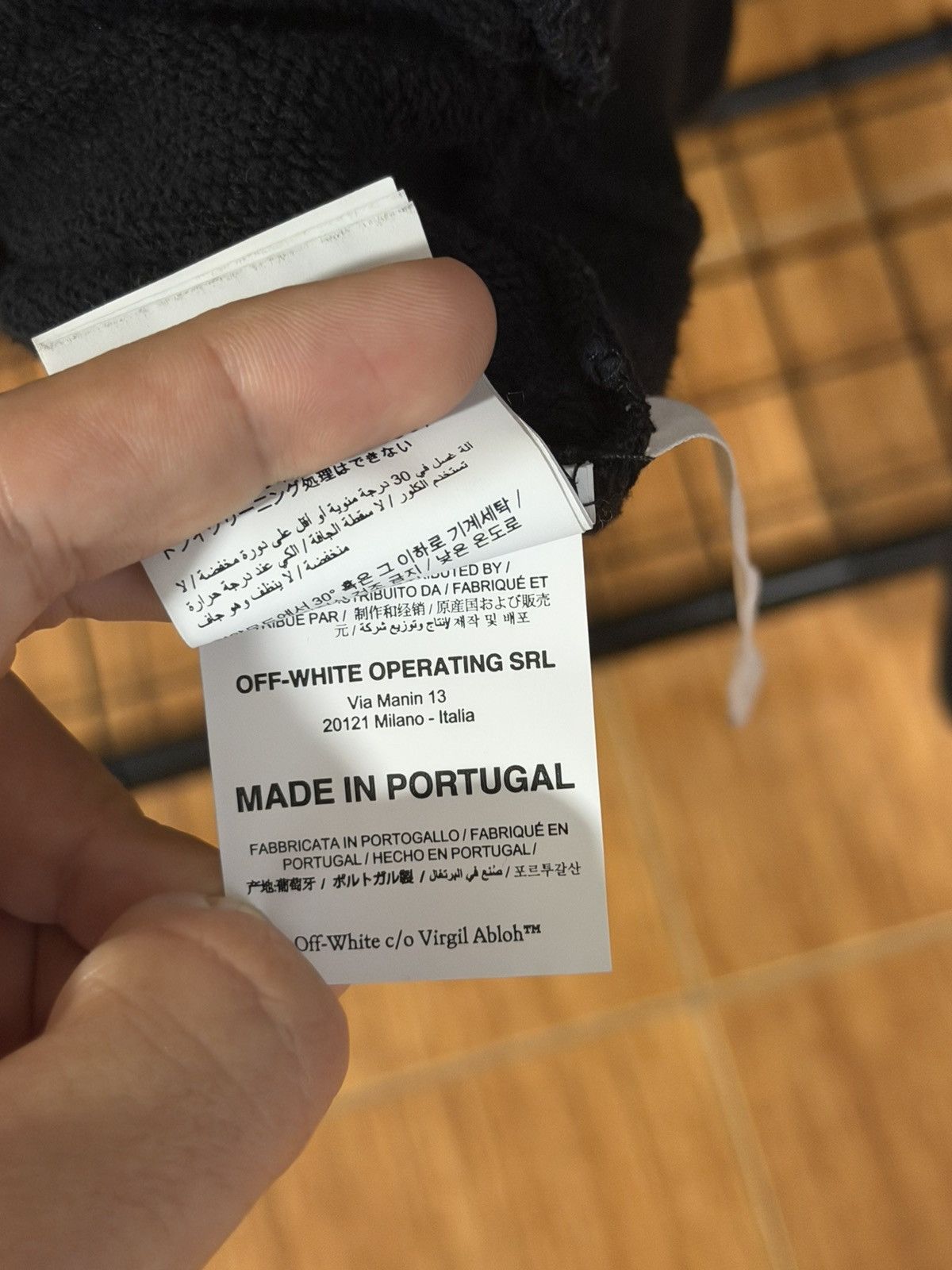 Off-White OFF WHITE CARAVAGGIO BLACK SWEATSHIRT Size US XL / EU 56 / 4 - 9 Thumbnail