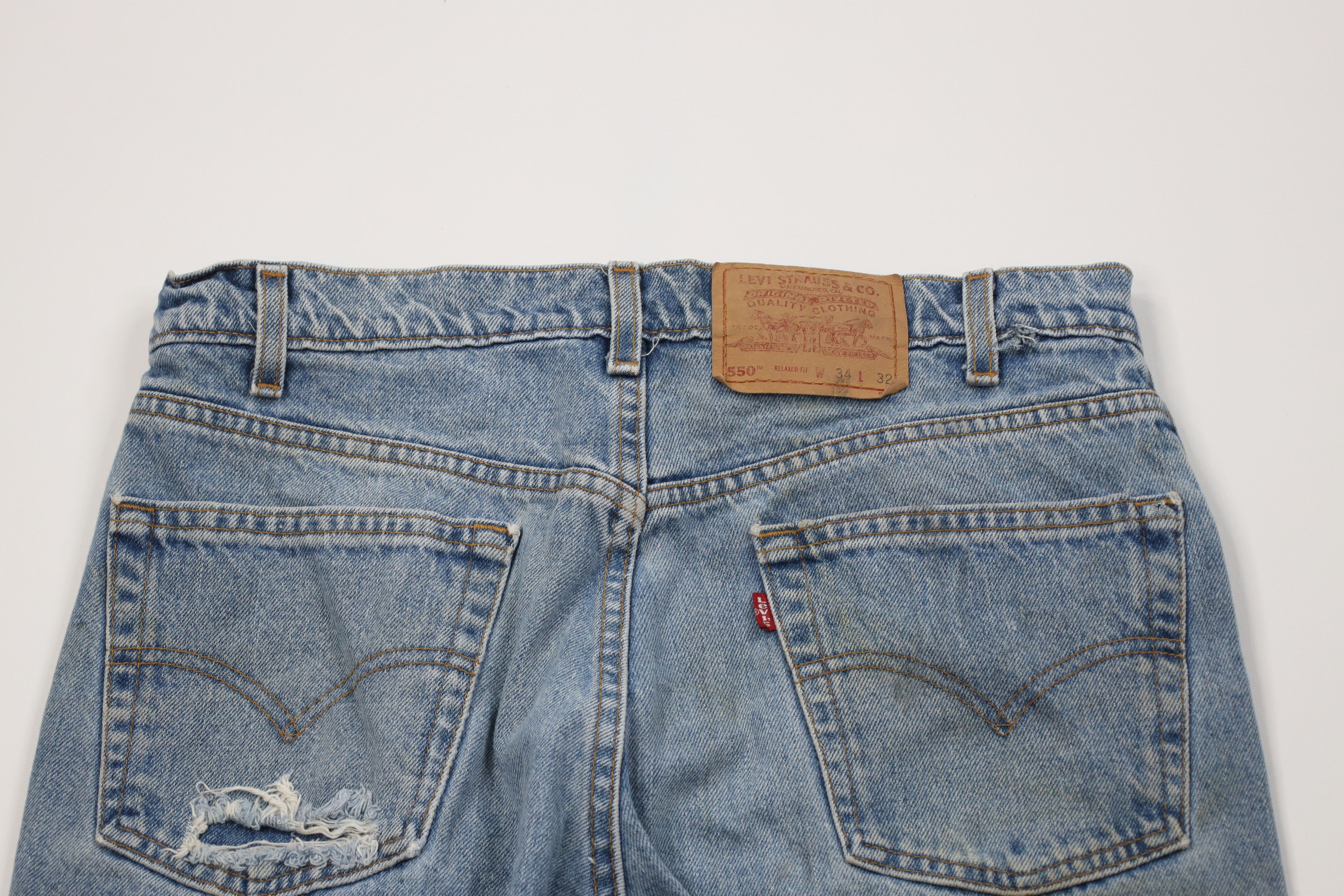 Levi's Vintage 90s Levis 550 Relaxed Fit Denim Jeans Blue USA Size US 34 / EU 50 - 12 Thumbnail