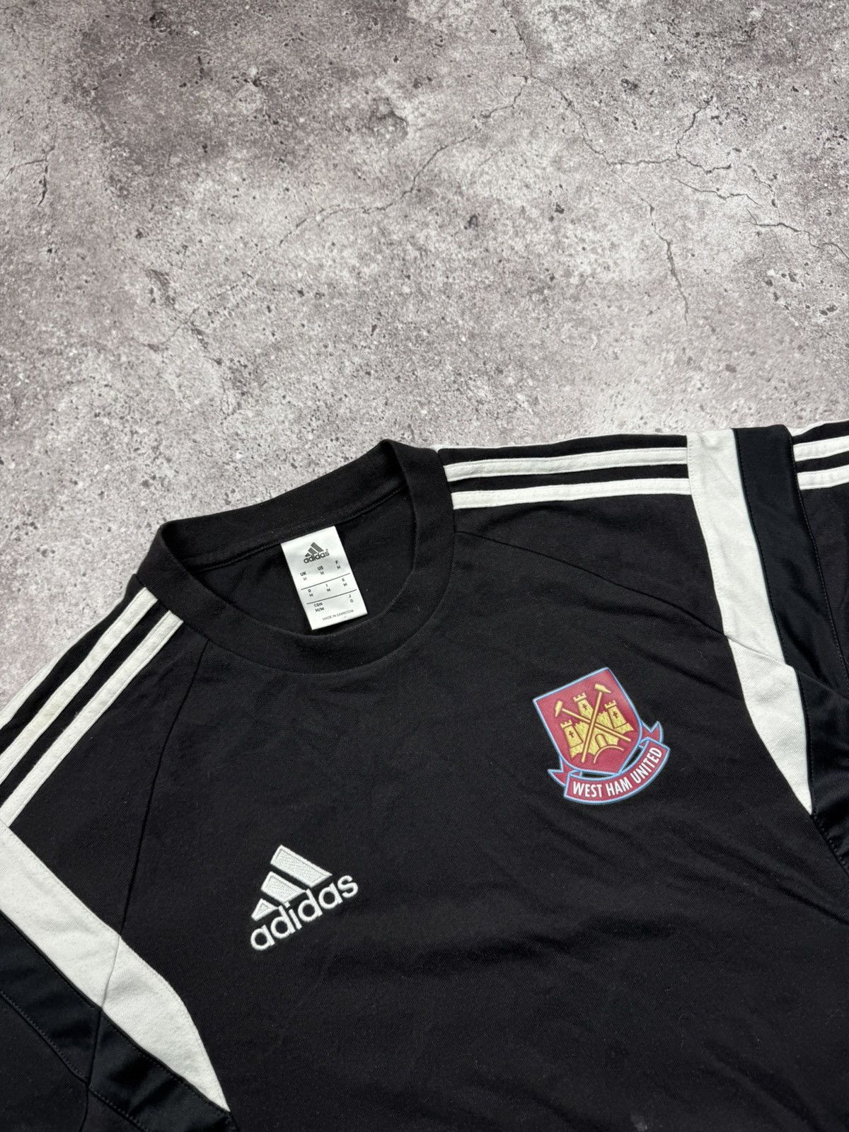 Adidas Vintage Adidas West Ham Y2K Soccer Jersey Cotton Shirt Japan Size US M / EU 48-50 / 2 - 2 Thumbnail