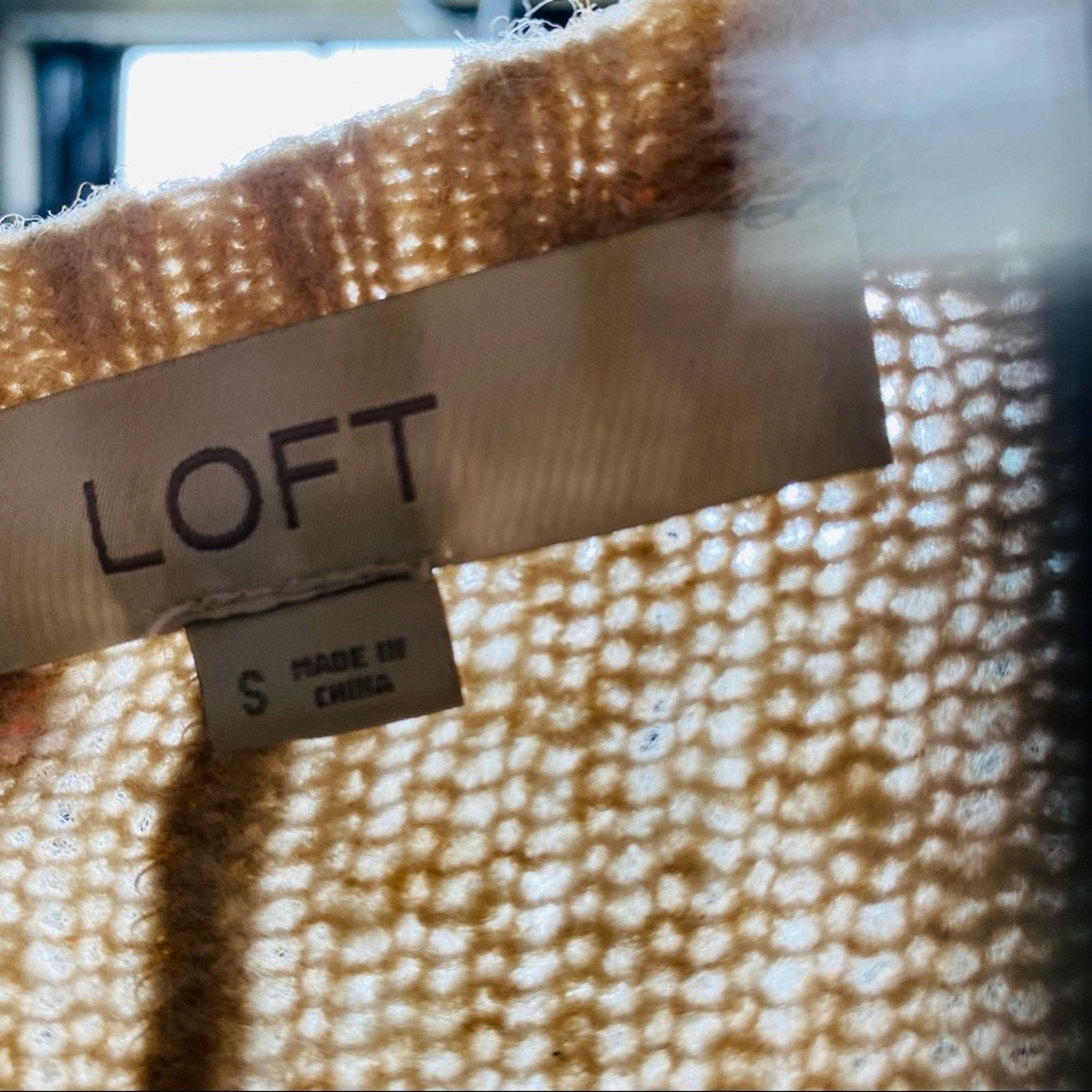 Loft ANN TAYLOR LOFT Cream Tan Beige Slit Pullover Knit Sweater Size S / US 4 / IT 40 - 4 Thumbnail