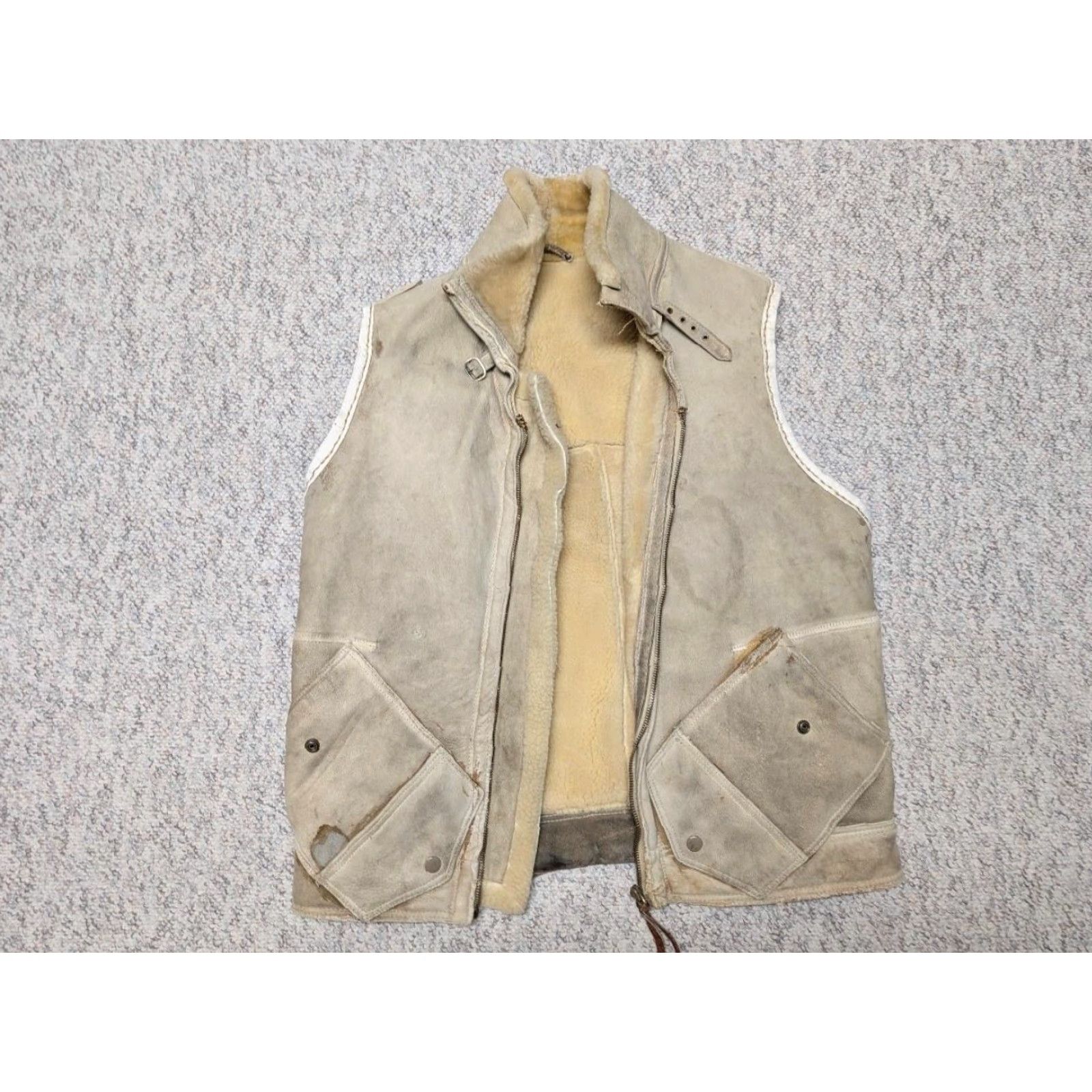Vintage VINTAGE shearling leather M bomber WWII military TRADING POST vest rrl SHEARLING leather M vest Mens brown tan 42 in 90s style Size US M / EU 48-50 / 2 - 4 Thumbnail