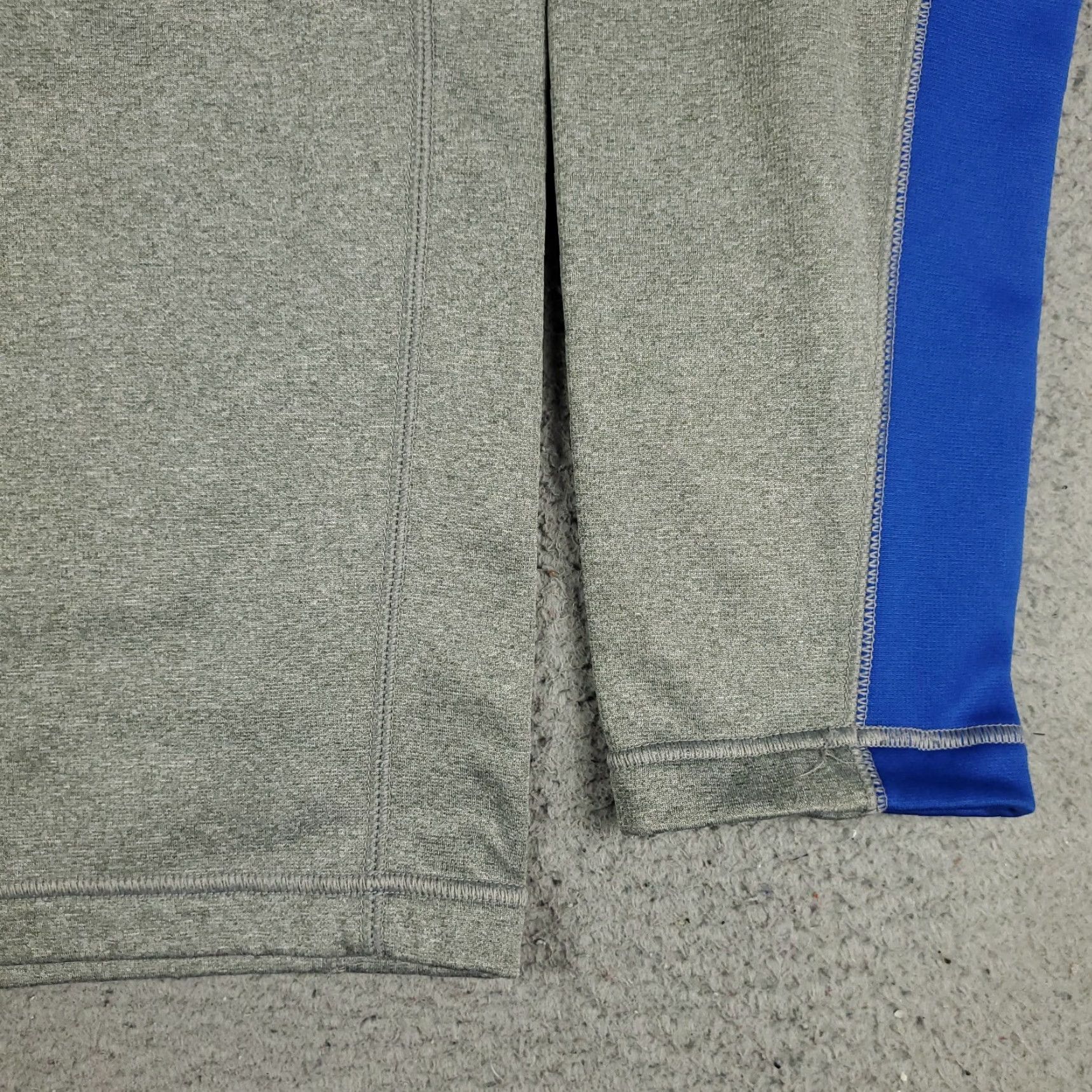 Nike Nike Sweatshirt Mens Size M Gray 1/4 Zip Pullover Mock Neck Long Sleeve Logo Swoosh Vintage No (if allowed) Size US M / EU 48-50 / 2 - 4 Thumbnail
