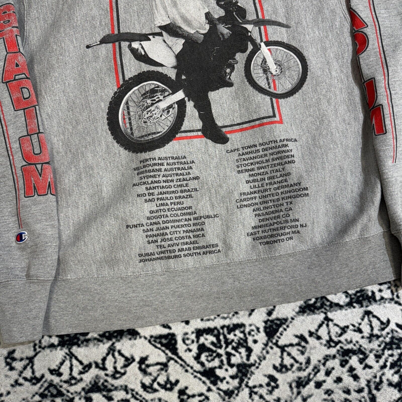 Vintage Vintage Team Bieber Unisex Gray Cotton Crewneck Size XL Size US XL / EU 56 / 4 - 5 Thumbnail