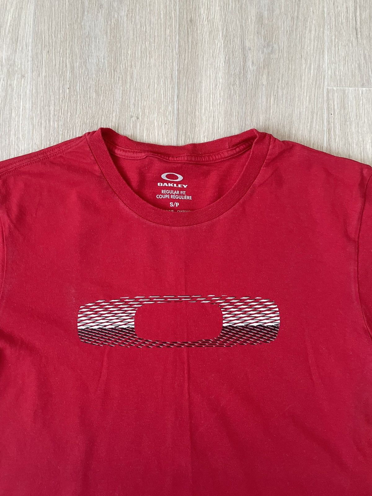 Oakley × Vintage Vintage Oakley t shirt Size US S / EU 44-46 / 1 - 2 Thumbnail