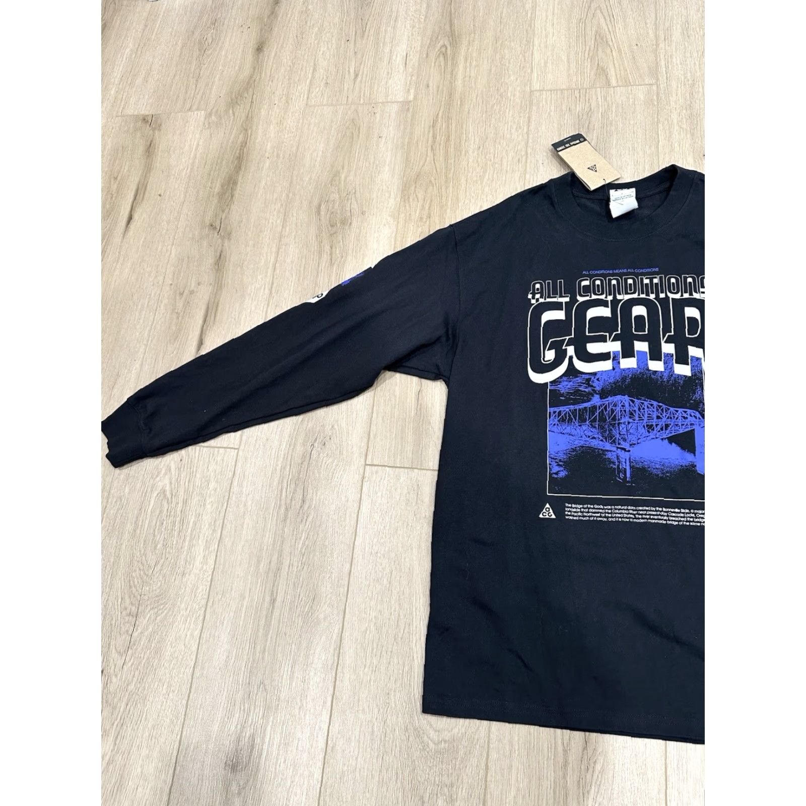 Nike ACG NWT Nike ACG Long-Sleeve Dri-FIT White T-Shirt FQ3729 Men’s S Cotton Blend Tee Size US S / EU 44-46 / 1 - 4 Thumbnail