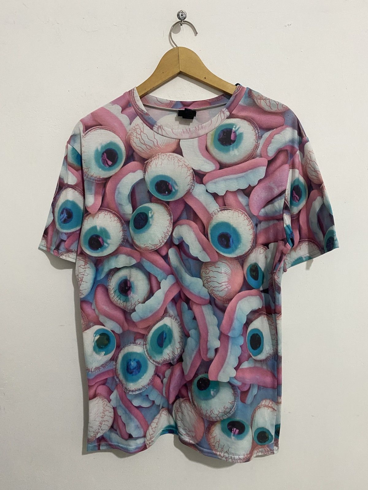 Mr gugu allover eyes lgb kmrii shirt