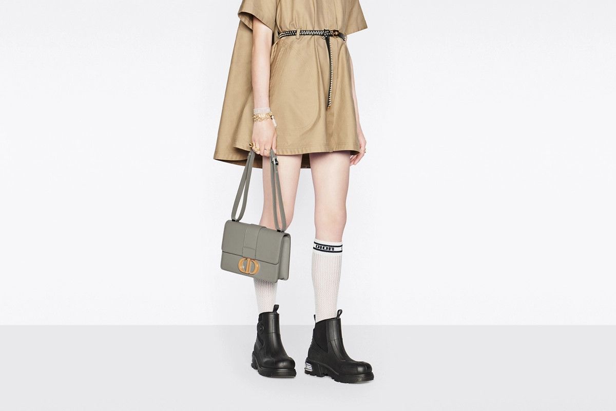 Dior o1bcso1str0226 Size:OS/30 Montaigne Bag in Grey Size ONE SIZE - 7 Thumbnail