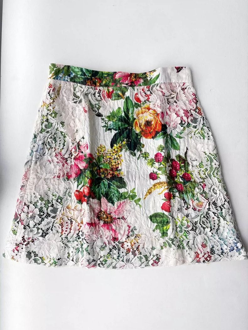 Dolce & Gabbana Dolce & Gabbana Floral lace skirt 2504-Nextarrow Size 37" - 4 Thumbnail