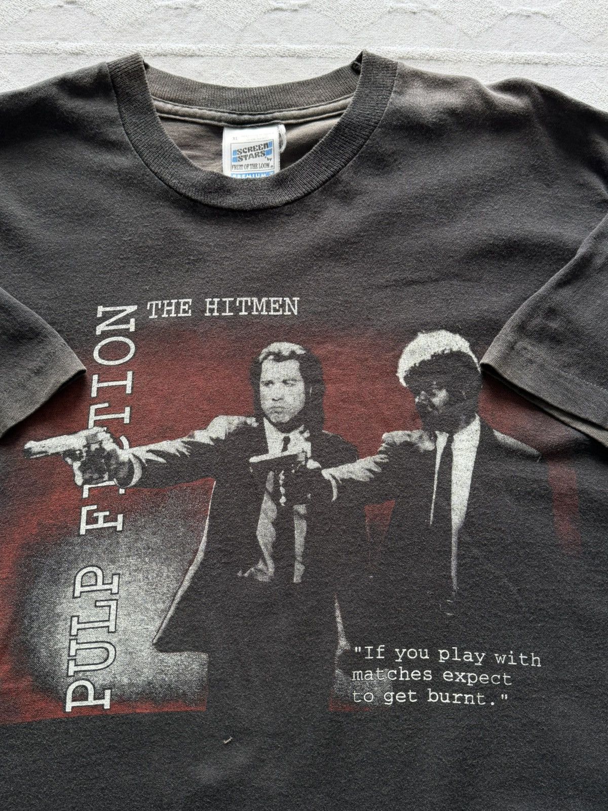 Vintage Vintage 90s Pulp Fiction Movie Film T-Shirt Tee Size US XL / EU 56 / 4 - 4 Thumbnail