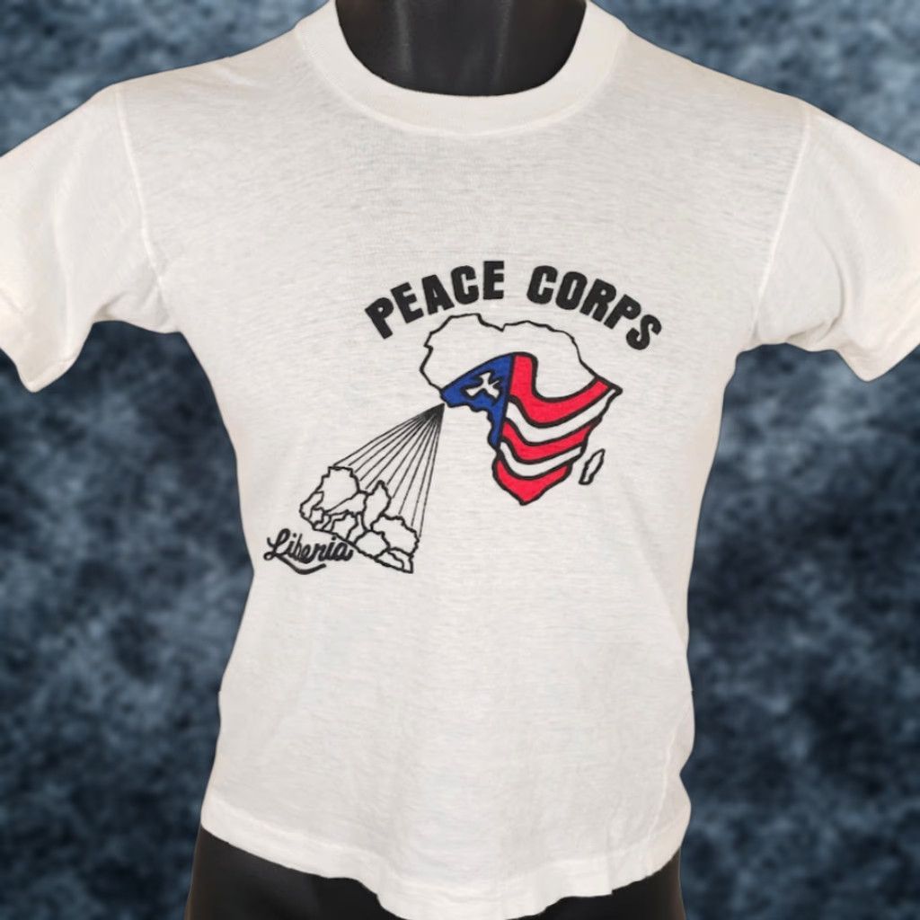 Vintage VINTAGE Peace Corps T Shirt Mens XS White 70s 80s Liberia West Africa Red Lantern Men Shirt XS White 70s 80s Liberia West Africa Size US XS / EU 42 / 0 - 1 Thumbnail