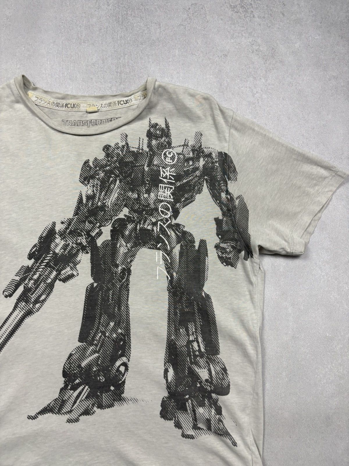 FCUK Transformers x FCUK Graphic T Shirt 2007 Hasbro Movie Promo Size US M / EU 48-50 / 2 - 3 Thumbnail