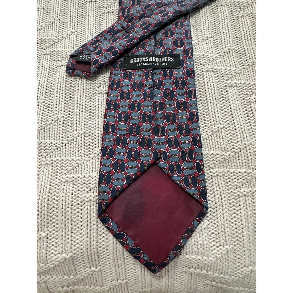 Brooks Brothers Vintage Brooks Brothers navy geometric silk tie Size ONE SIZE - 3 Thumbnail