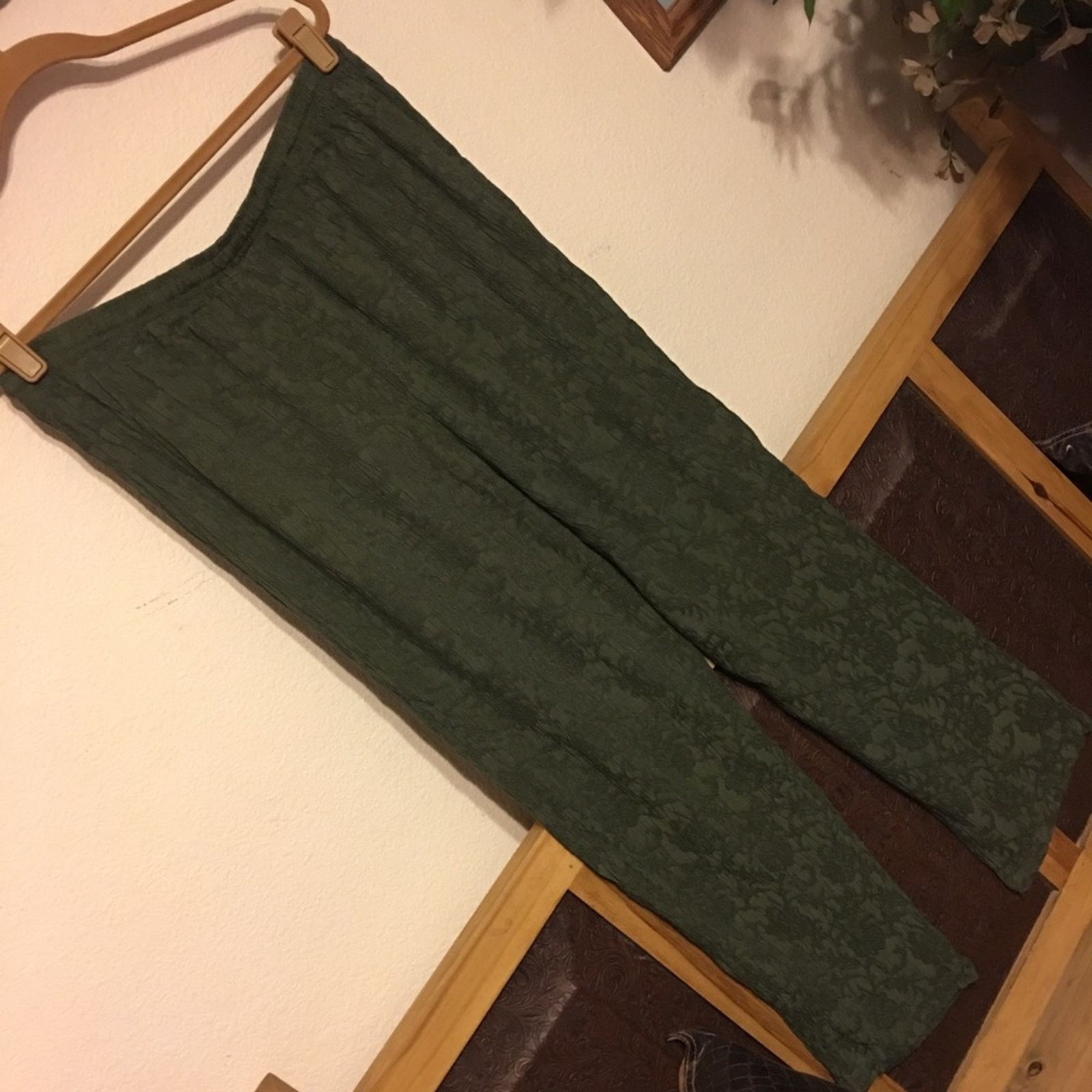 Other Erin London Green Textured crinkled pants XL Size 33" - 5 Thumbnail