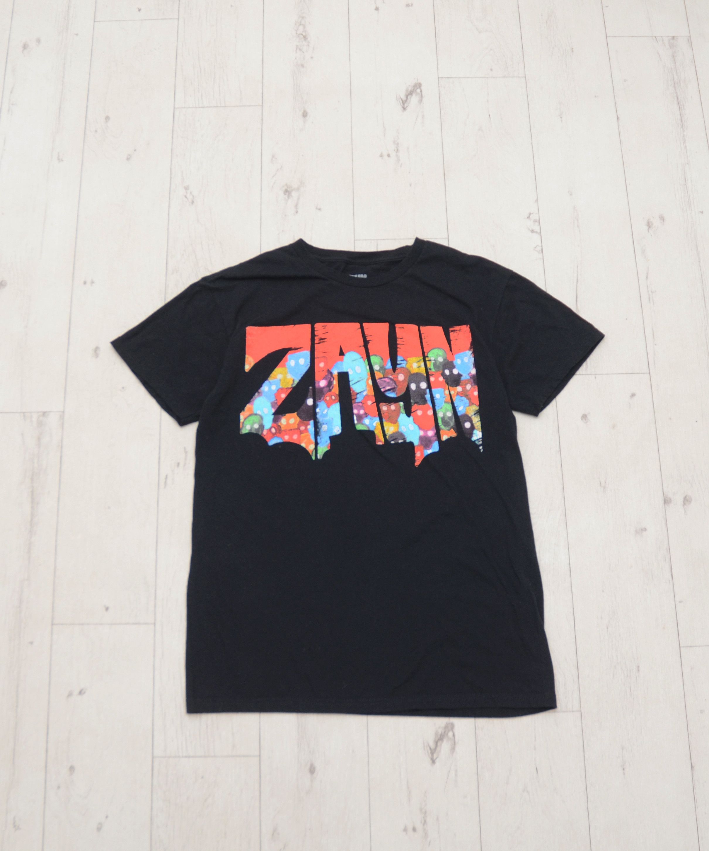 Band Tees Zayn Malik Collection 2018 Malik NIL Faces Logo Tee Merch Size US M / EU 48-50 / 2 - 1 Thumbnail