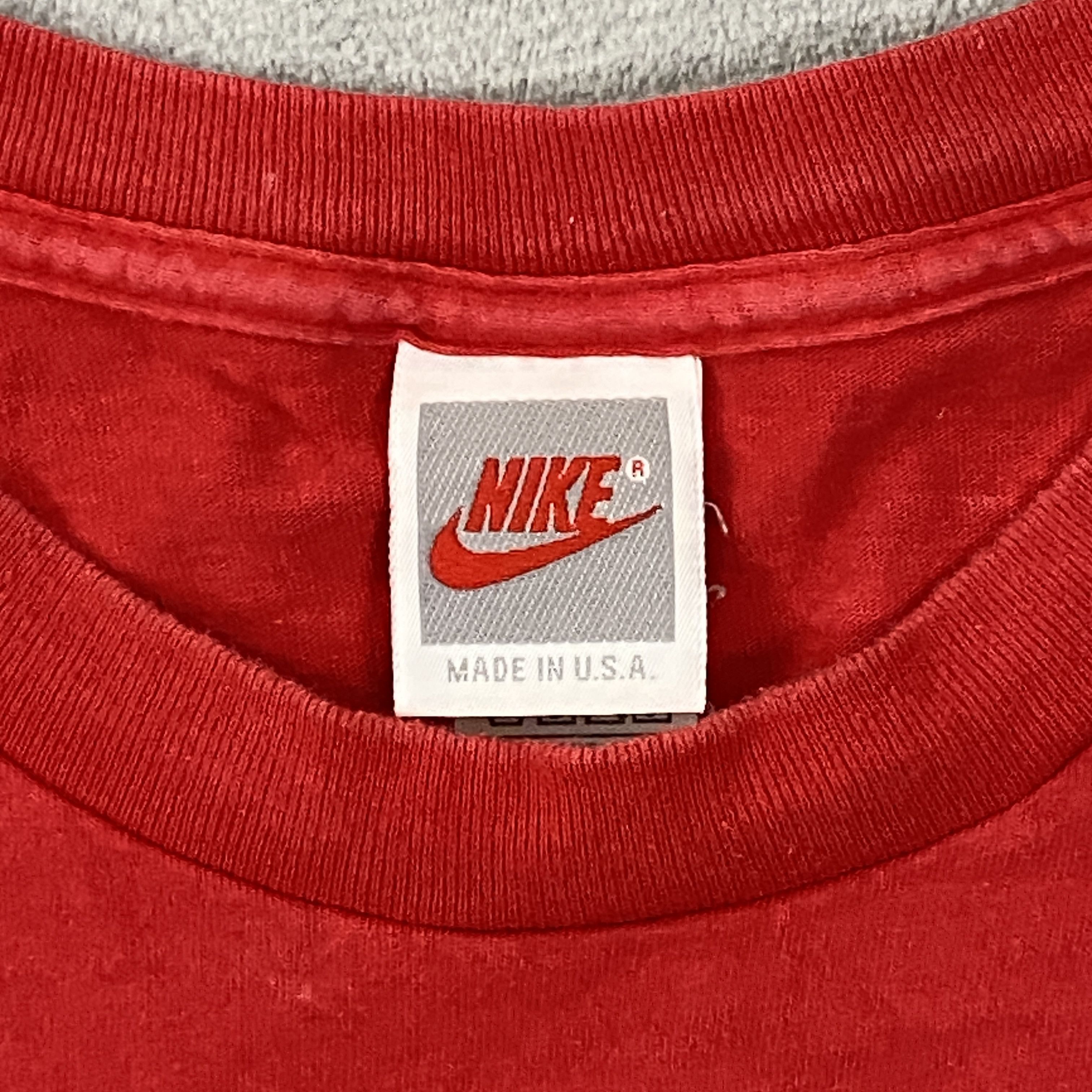 Nike × Vintage 80s JULIO CRUZ Hand Signed NIKE P.L.A.Y. T Shirt Men XL Size US XL / EU 56 / 4 - 7 Thumbnail