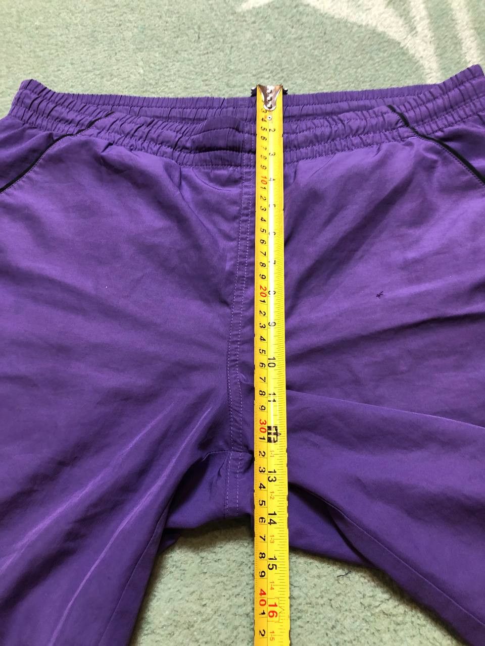 Nike Vintage big logo purple shorts Nike Y2K streetwear Size US 30 / EU 46 - 10 Thumbnail