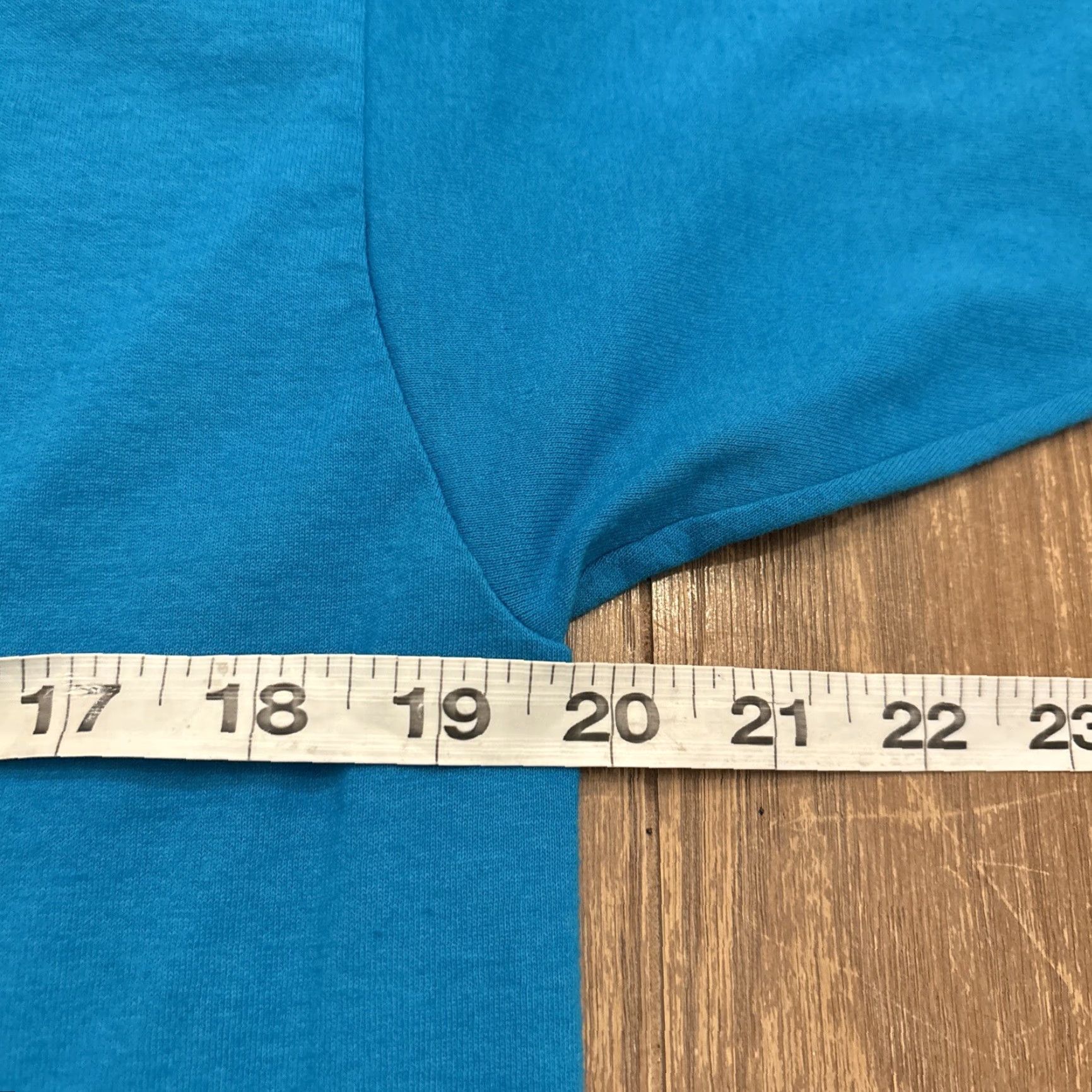 Hanes VINTAGE Hanes T-Shirt Charleston South Carolina Spell Out Teal Single Stitch 90s Mens Size L Crew Neck Short Sleeve Size US L / EU 52-54 / 3 - 4 Thumbnail