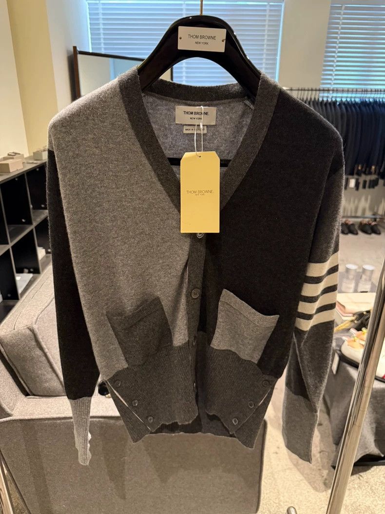 Thom Browne Thom Browne size2 Cashmere cardigan Size US M / EU 48-50 / 2 - 1 Thumbnail