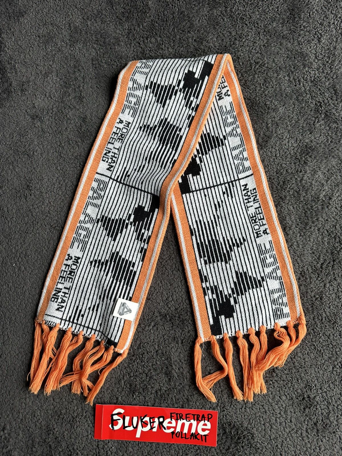 Palace Palace Skateboards Feeling Scarf Orange Size ONE SIZE - 3 Thumbnail