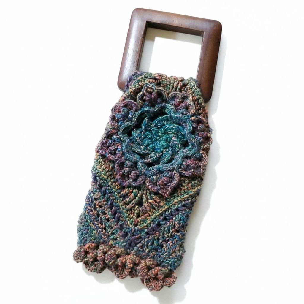 Handmade Handmade 4x6" Crochet Bracelet Purse Wood Wool Nylon Flower Size ONE SIZE - 2 Thumbnail