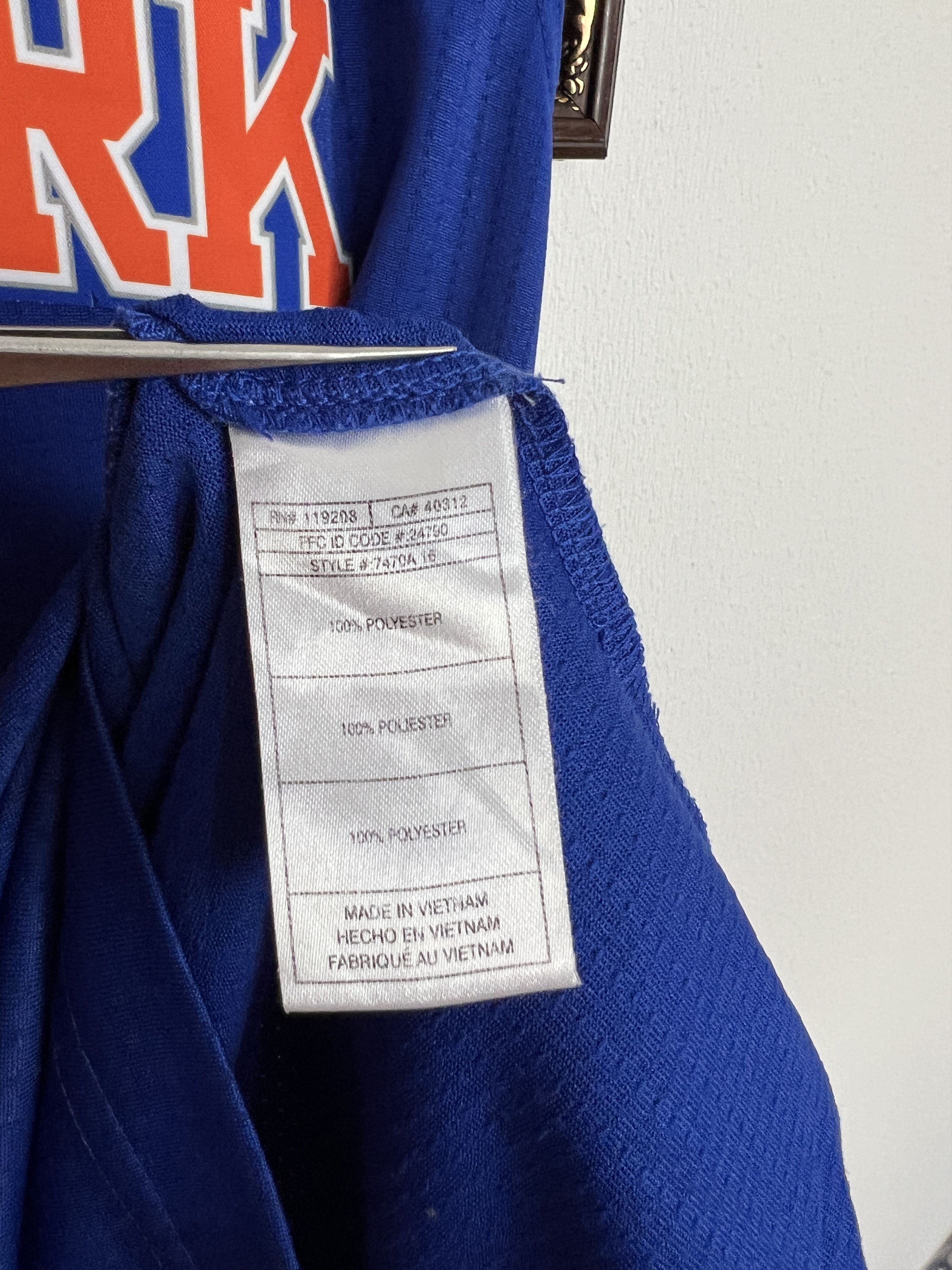 Adidas Vintage New York Knicks NBA Jersey #6 Porzingis Trikot Size US M / EU 48-50 / 2 - 7 Thumbnail