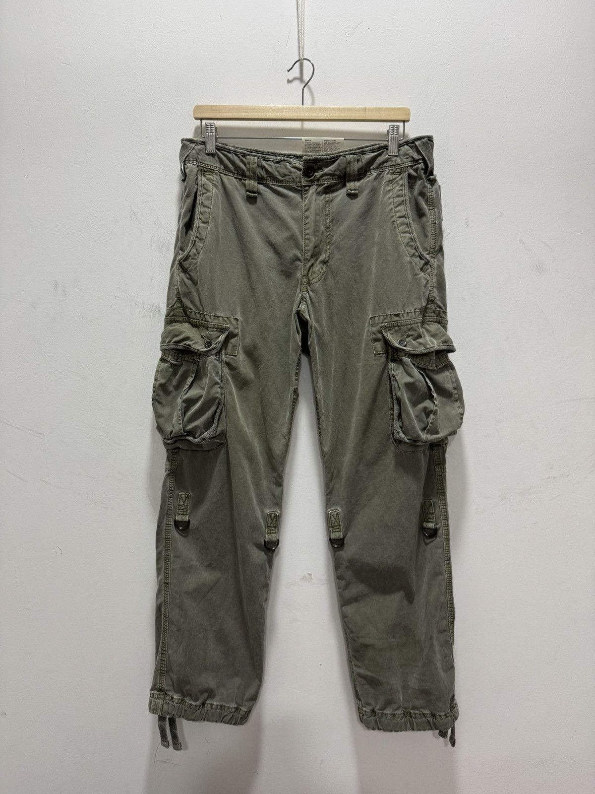 Uniqlo JAPANESE BRAND UNIQLO TWILL MULTIPOCKET CARGO MILITARY PANTS Size US 32 / EU 48 - 2 Thumbnail