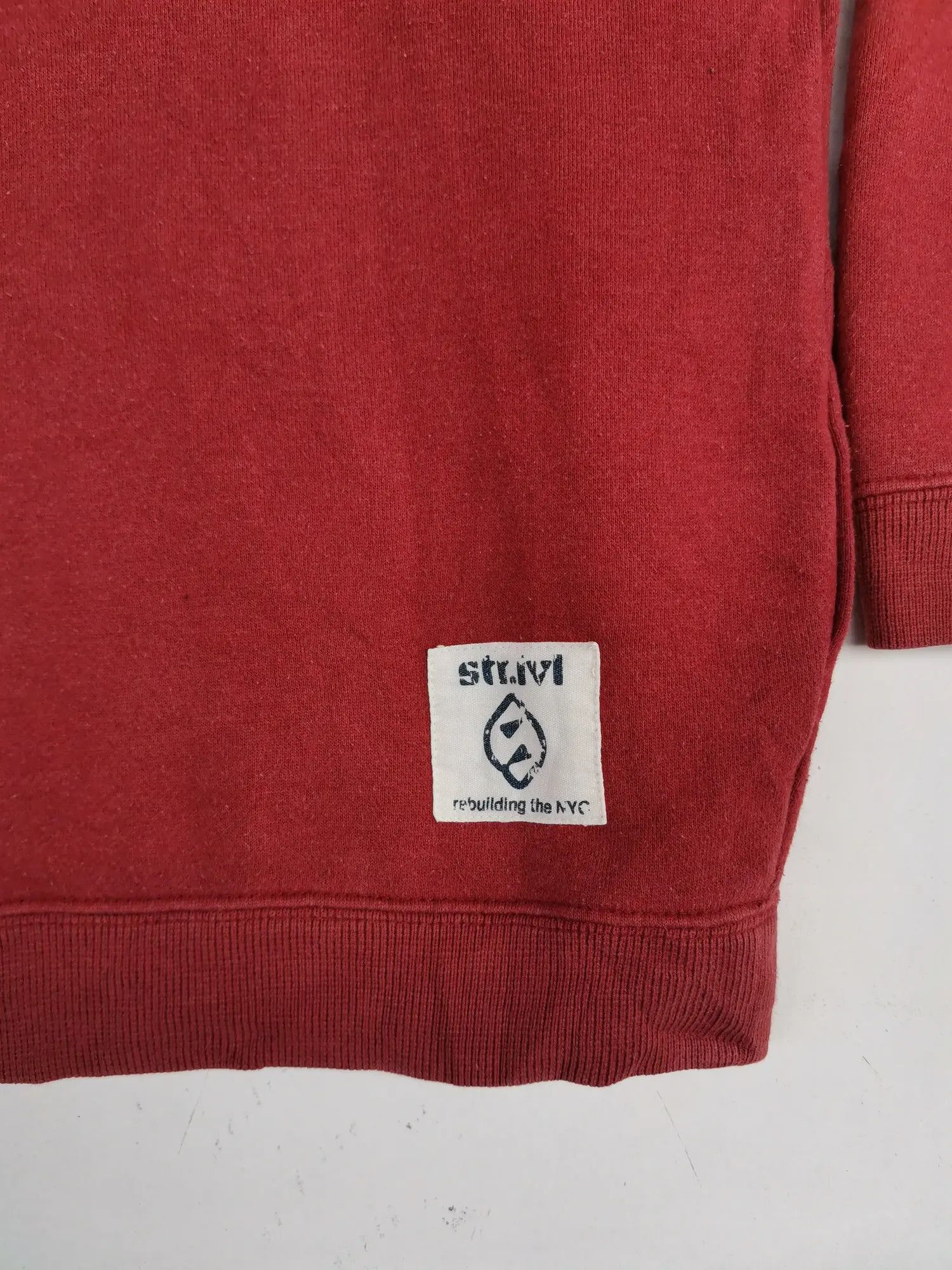 Japanese Brand Vintage!!! Str. IVI Embroidered Small Logo Sweatshirt Size US L / EU 52-54 / 3 - 5 Thumbnail