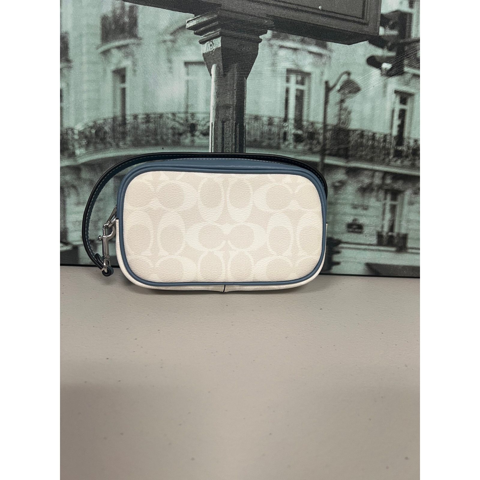 Coach Coach CB851 Jamie Wristlet In Signature Canvas IN Chalk Size ONE SIZE - 2 Thumbnail