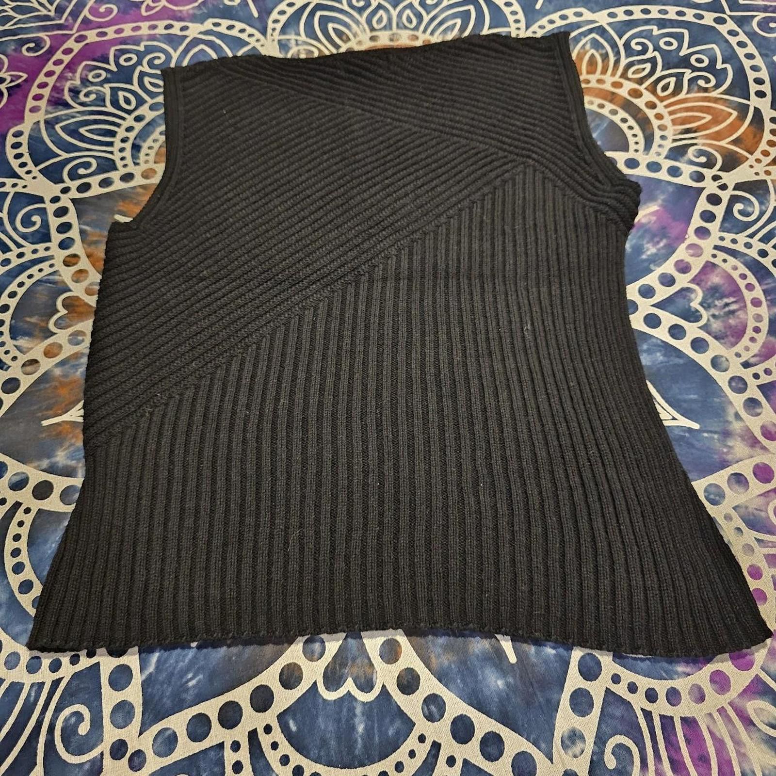Banana Republic Banana Republic Women's Black Sleeveless Sweater Size L / US 10 / IT 46 - 8 Thumbnail