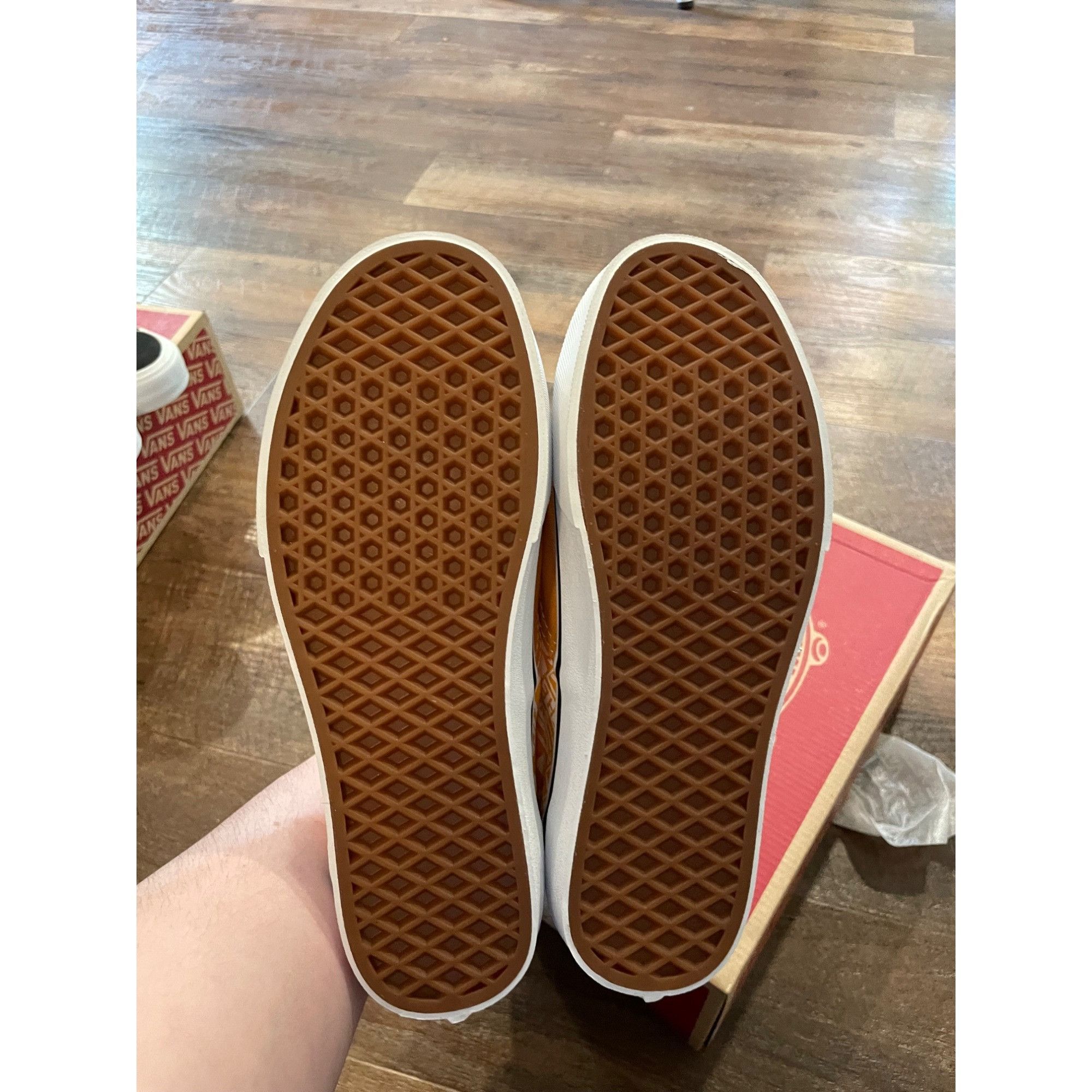 Vans Vans Era Off The Wall Golden Nugget VN0A54F13S61 Men’s 7.5 W Size US 7.5 / EU 40-41 - 6 Thumbnail