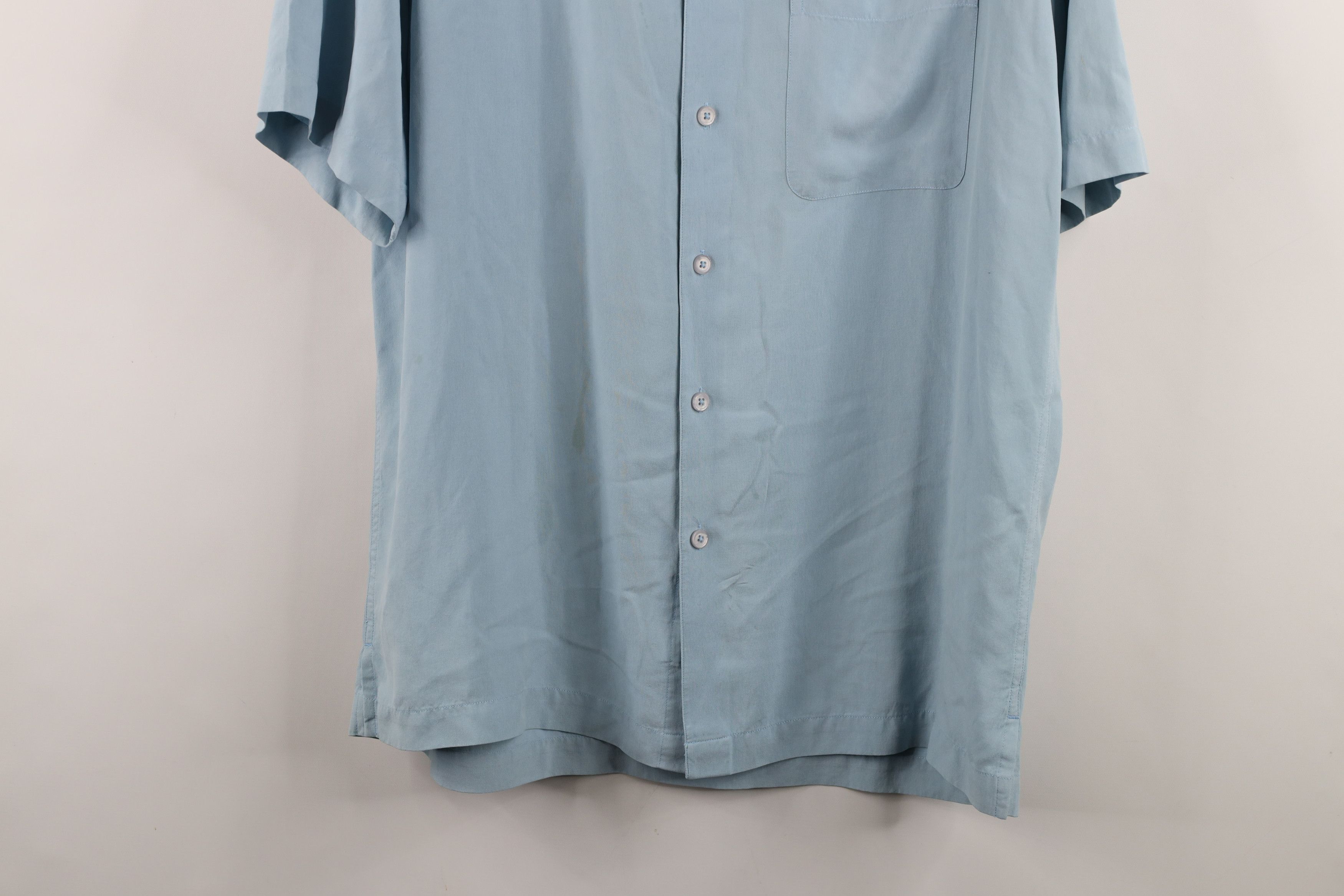 Vintage Vintage 90s Streetwear Baggy Silk Short Sleeve Button Shirt Size US M / EU 48-50 / 2 - 3 Thumbnail