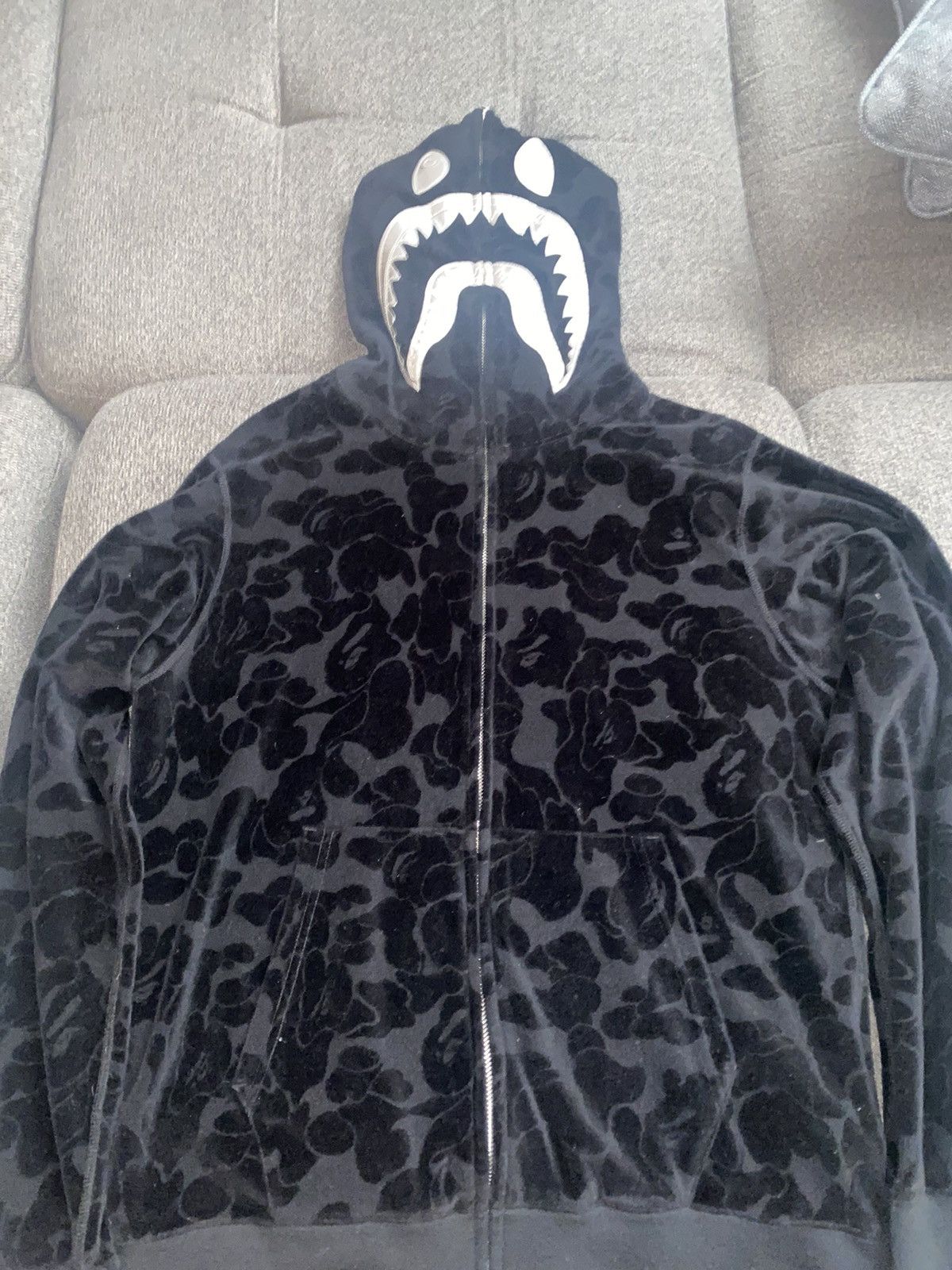 Bape Solid Camo Velour Shark Full Zip Hoodie Size US L / EU 52-54 / 3 - 1 Thumbnail