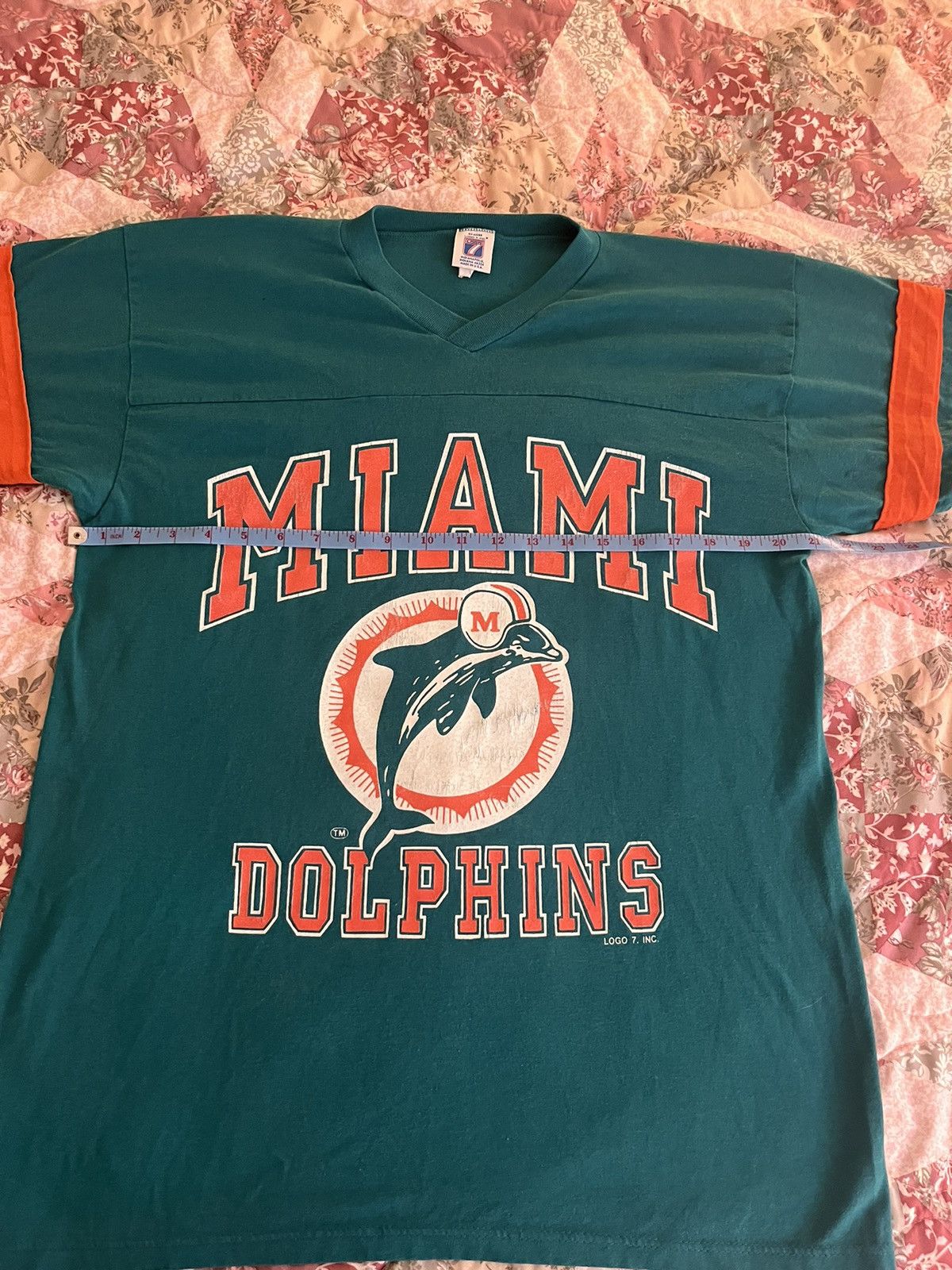 Logo 7 × Vintage Vintage 90s Miami Dolphins Logo 7 Adult Tee Shirt Size US L / EU 52-54 / 3 - 8 Thumbnail