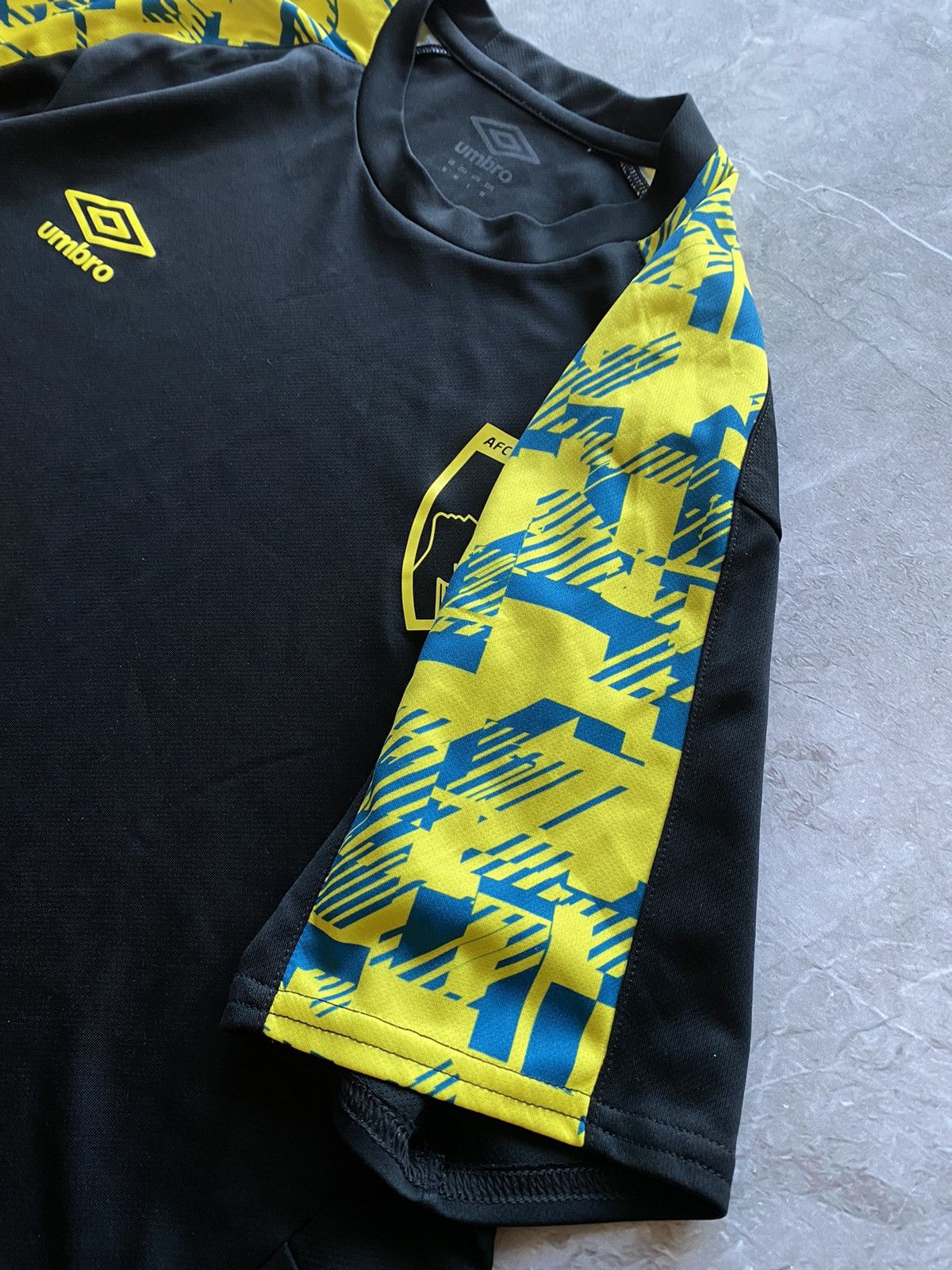 Umbro AFC Bournemouth Umbro Training Soccer Football Jersey Size US M / EU 48-50 / 2 - 8 Thumbnail