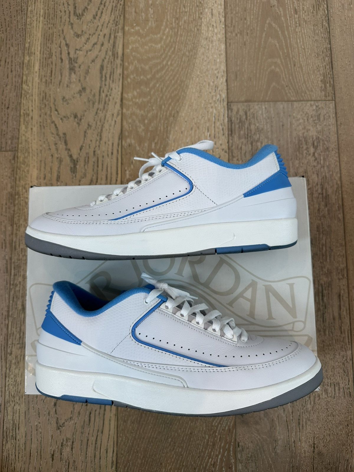 Jordan Brand Jordan 2 Retro Low UNC Size US 12 / EU 45 - 4 Thumbnail