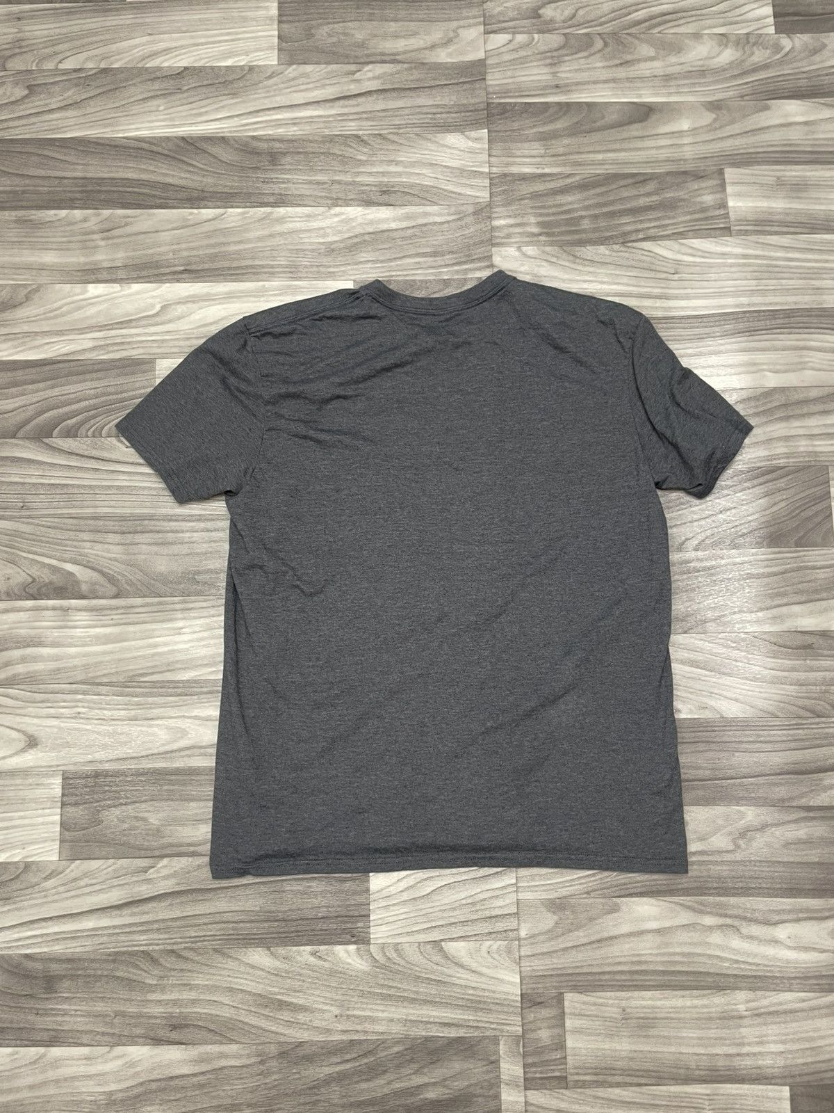 Anvil Anvil Made Kansas Jayhawks Arched Logo Tee XL Men’s Charcoal Size US XL / EU 56 / 4 - 5 Thumbnail